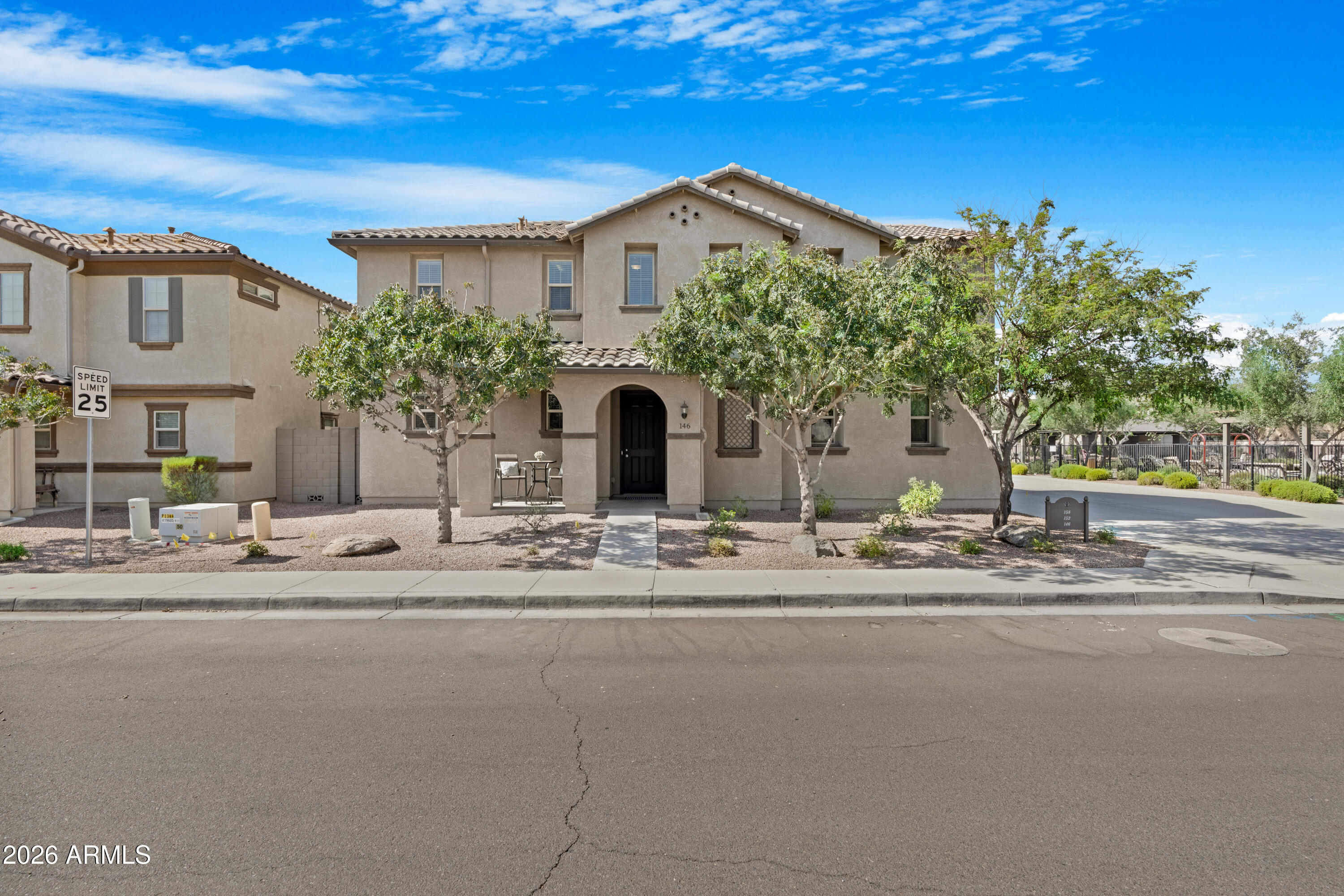 146 E BLUEJAY Drive, Chandler, AZ 85286