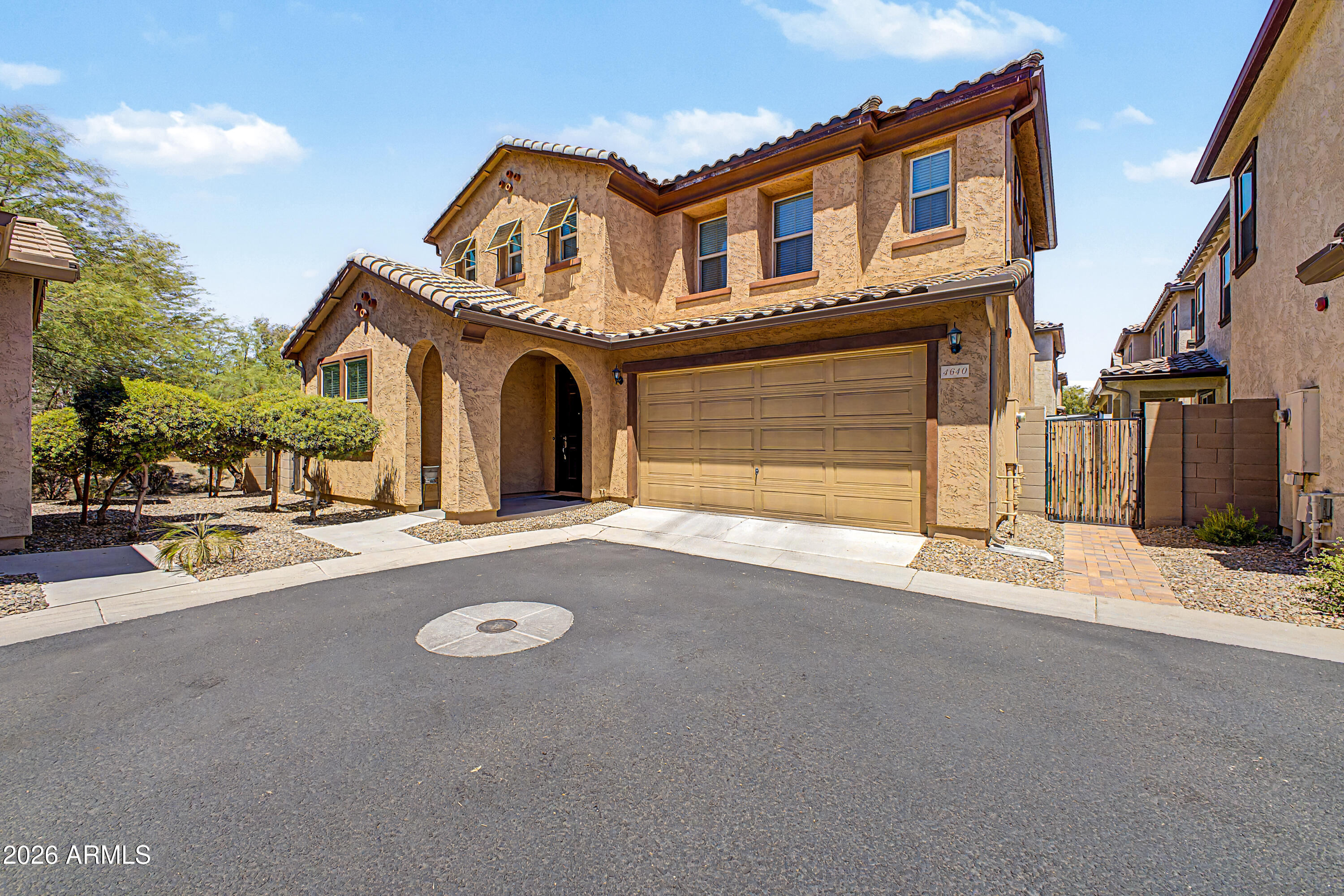 4640 E BECK Lane, Phoenix, AZ 85032