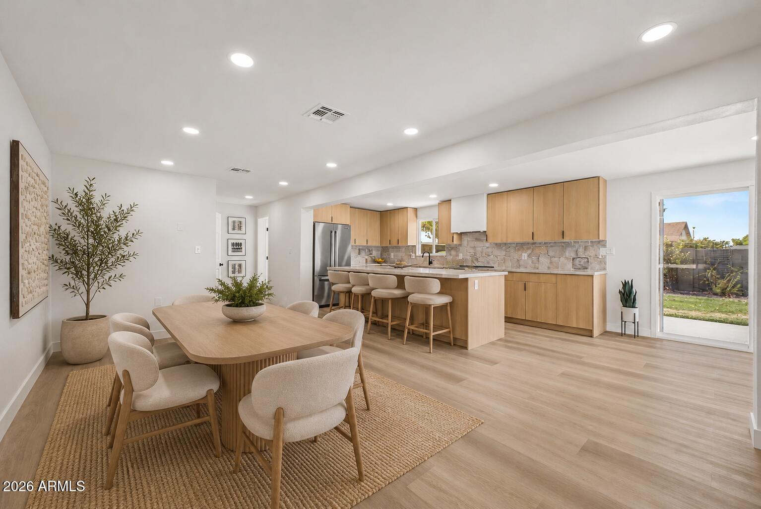 3440 E SUNNYSIDE Drive, Phoenix, AZ 85028