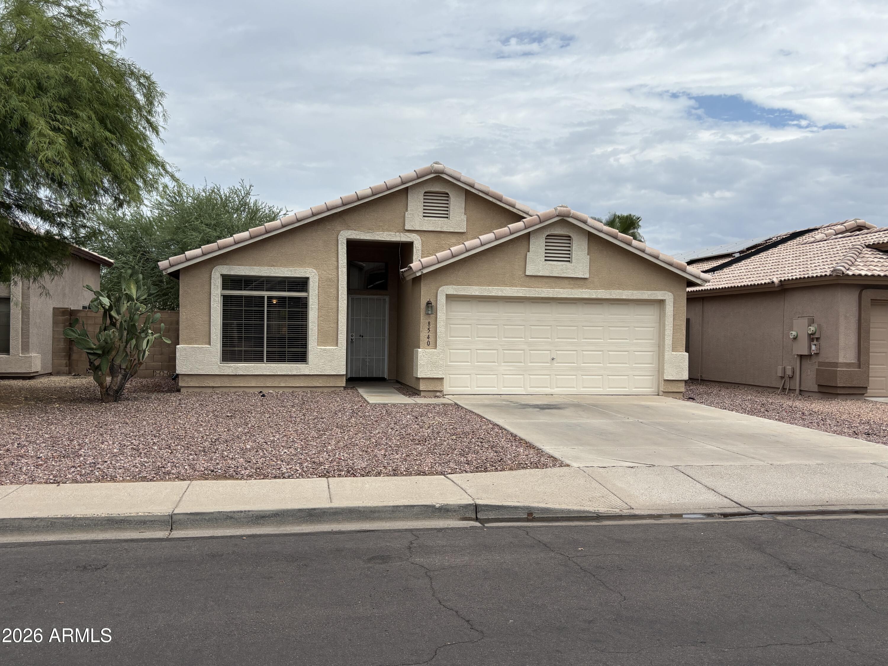 8540 W Rue de Lamour, Peoria, AZ 85381