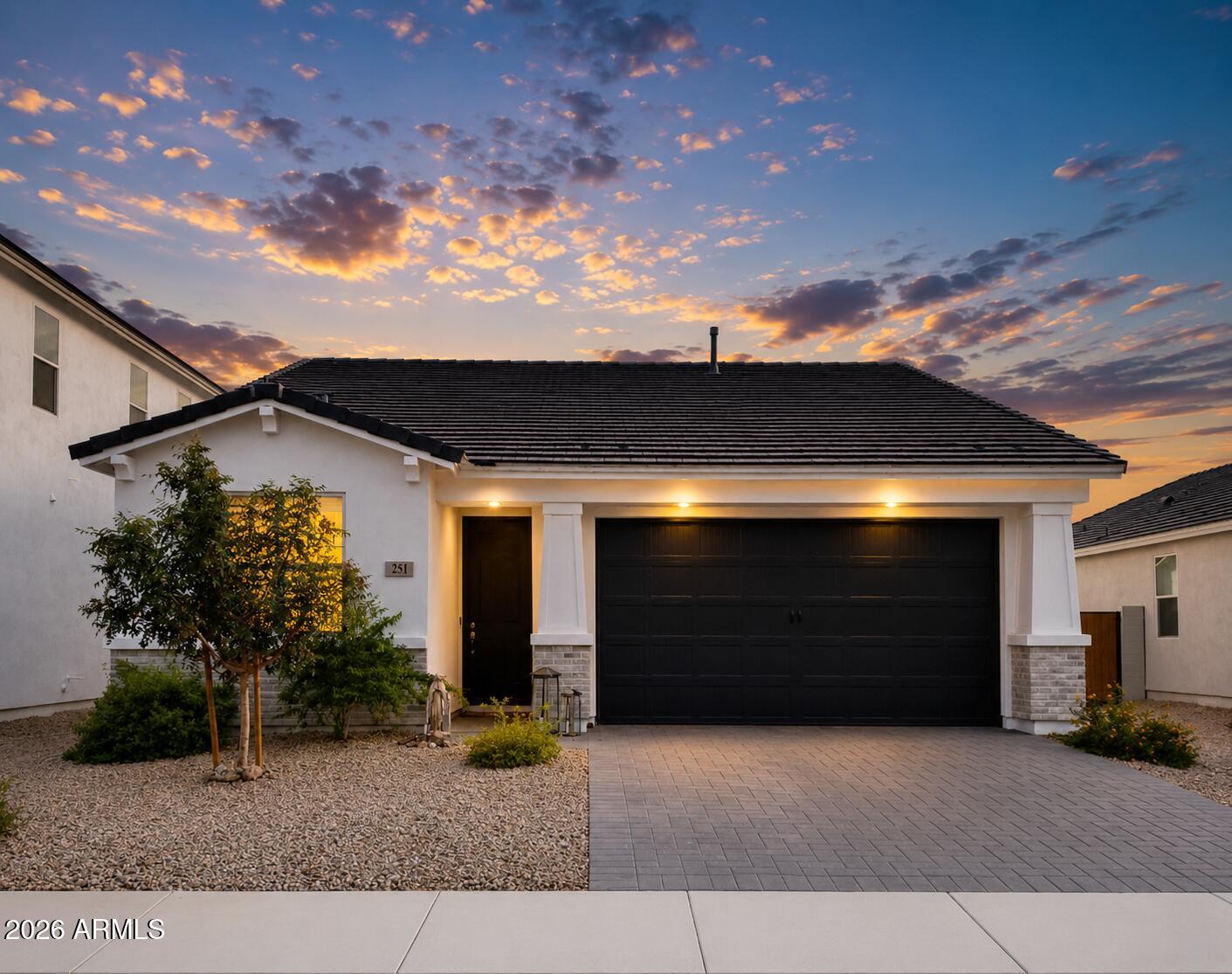 251 E MINT Lane, San Tan Valley, AZ 85140