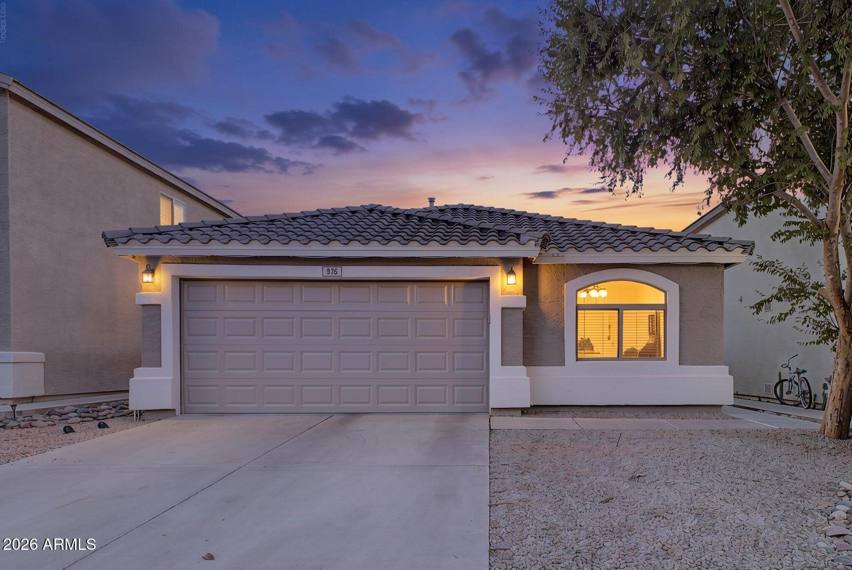 375 E LESLIE Avenue, San Tan Valley, AZ 85140