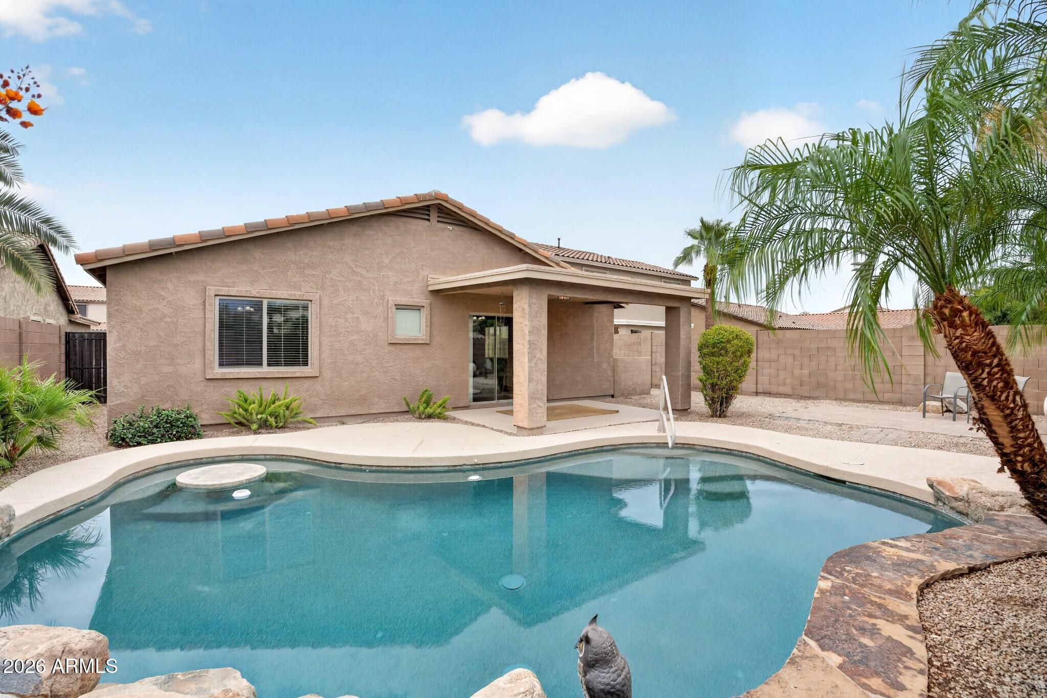 2766 W MIRA Drive, San Tan Valley, AZ 85144
