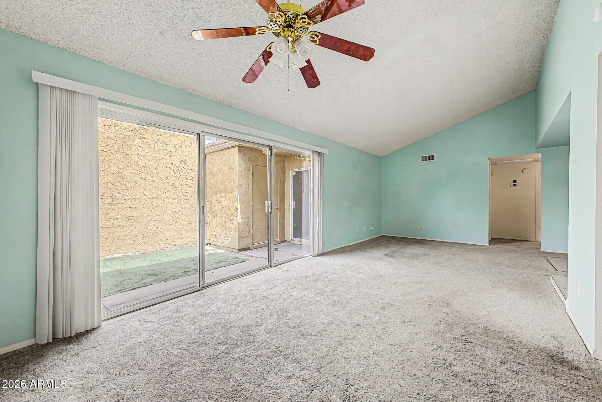 827 S HACIENDA Drive, Tempe, AZ 85281