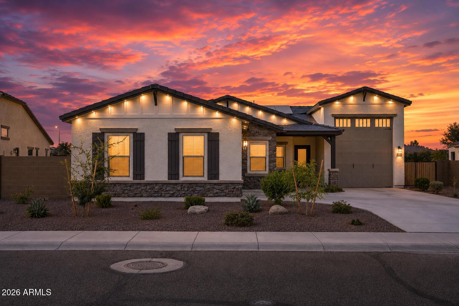 17164 W ROYAL PALM Road, Waddell, AZ 85355