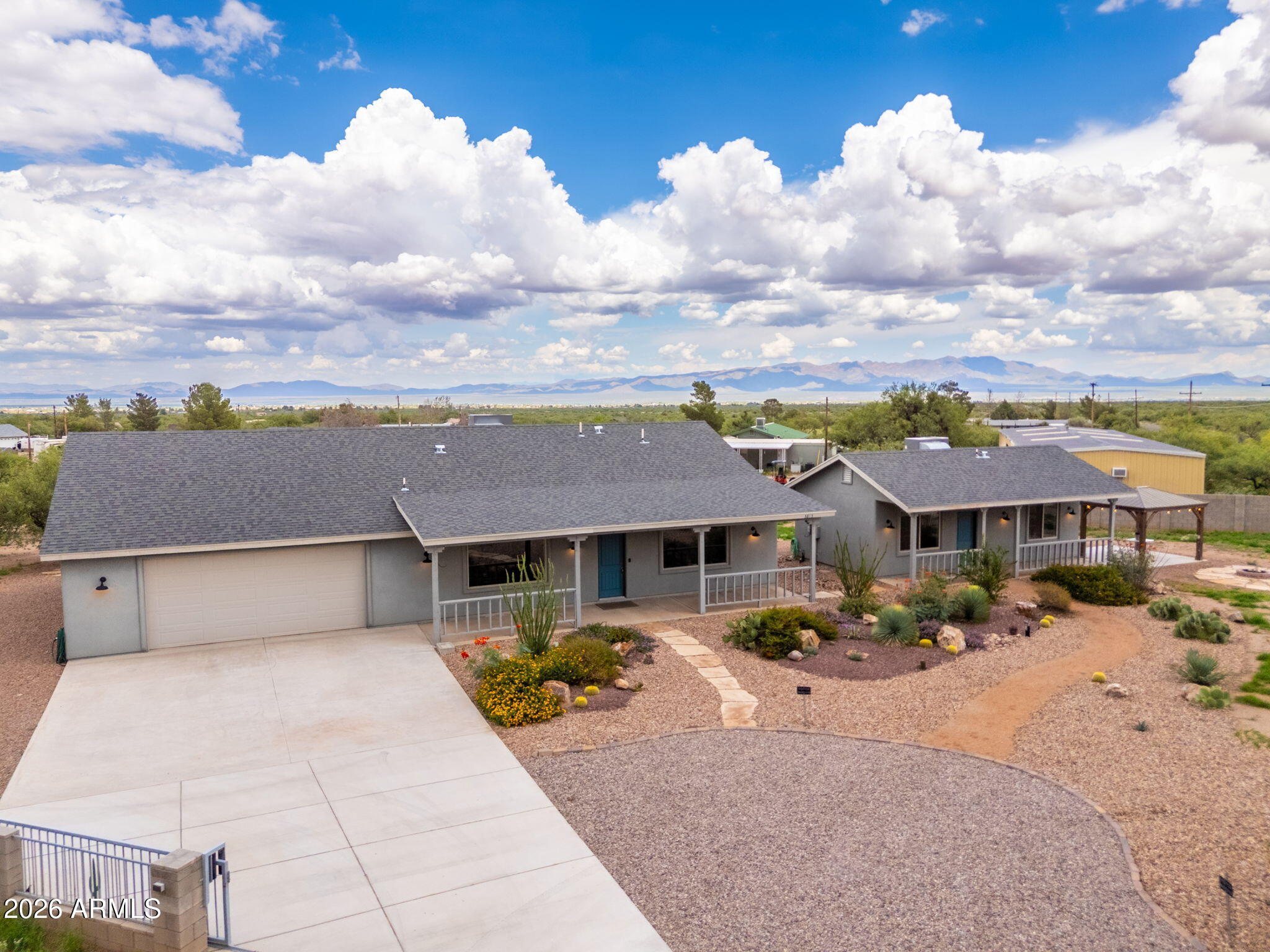 5825 E HEREFORD Road, Hereford, AZ 85615