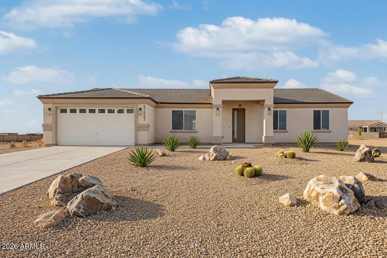 37932 W GRANT Street, Tonopah, AZ 85354