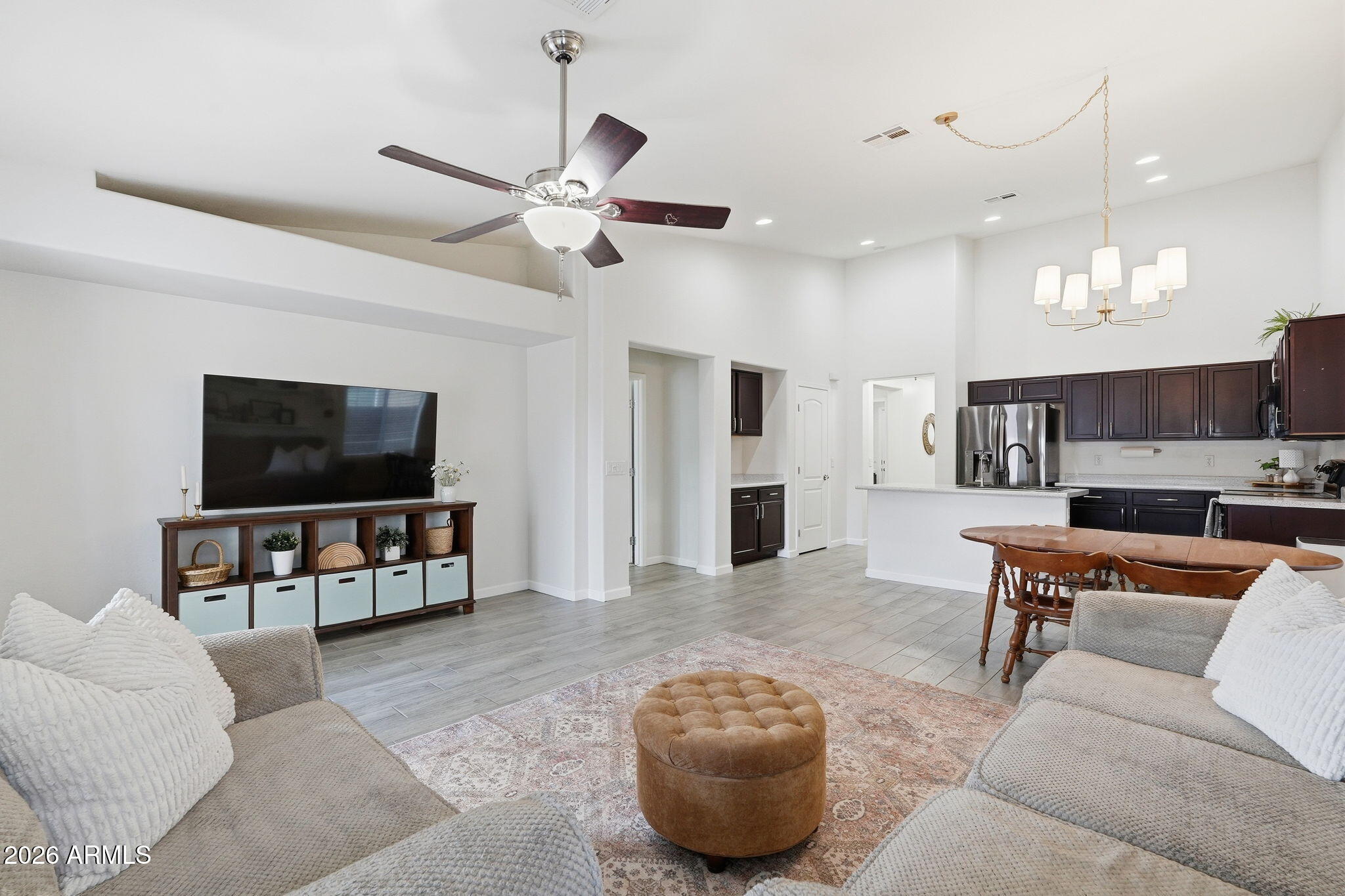 1491 E LAKEVIEW Drive, San Tan Valley, AZ 85143