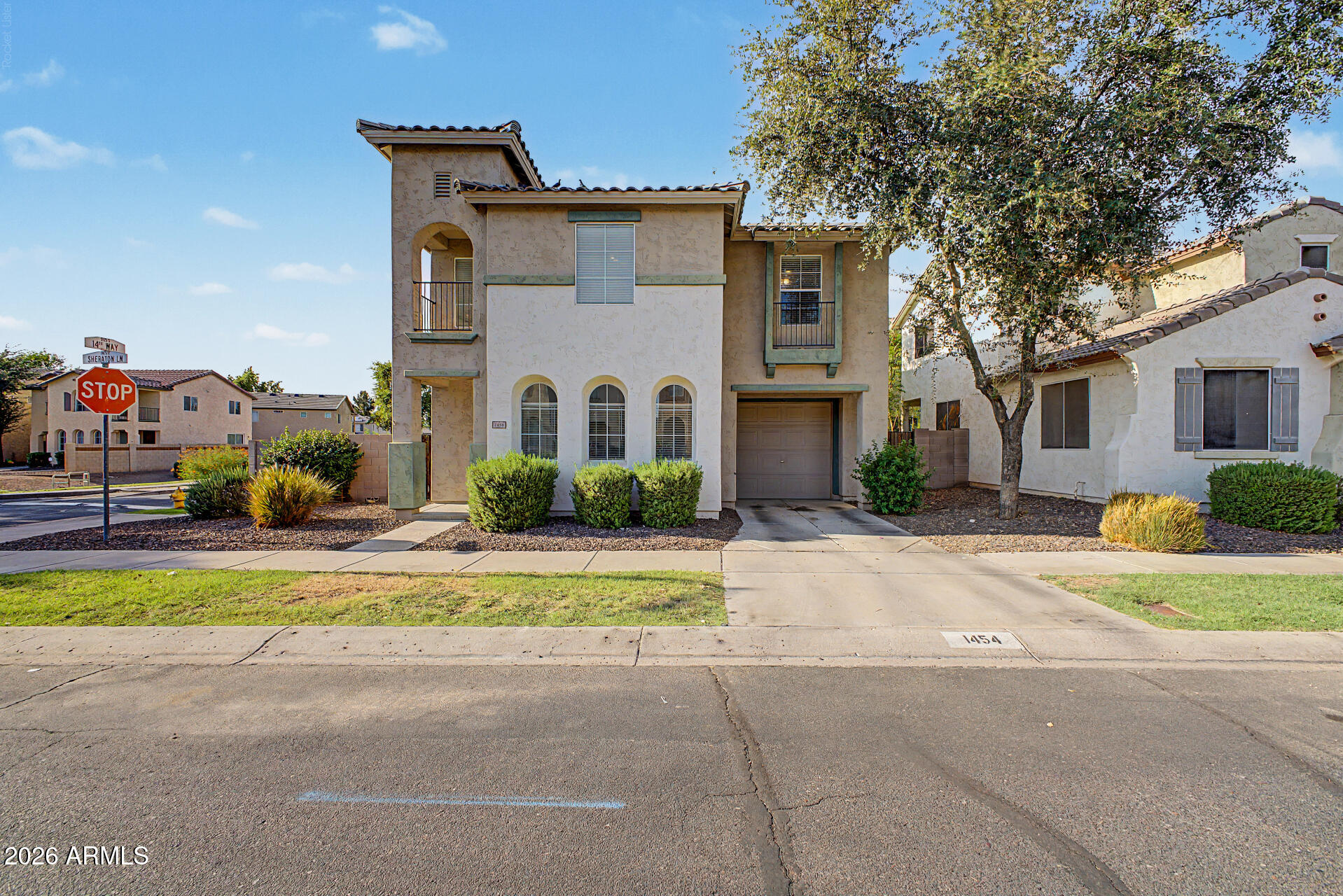 1454 E SHERATON Lane, Phoenix, AZ 85040
