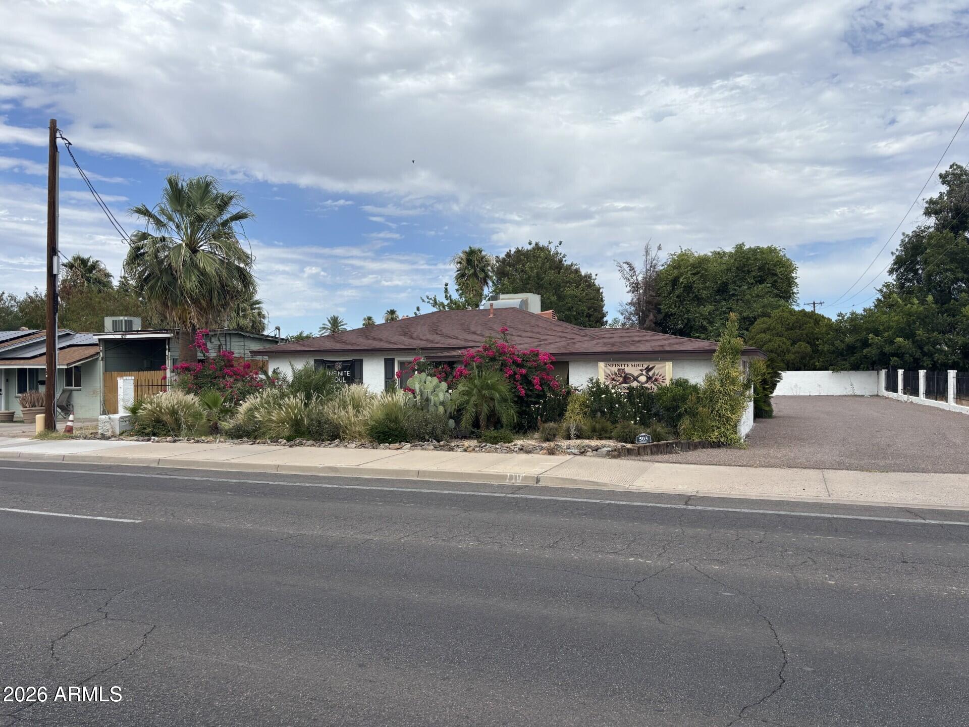 503 N ALMA SCHOOL Road, Mesa, AZ 85201