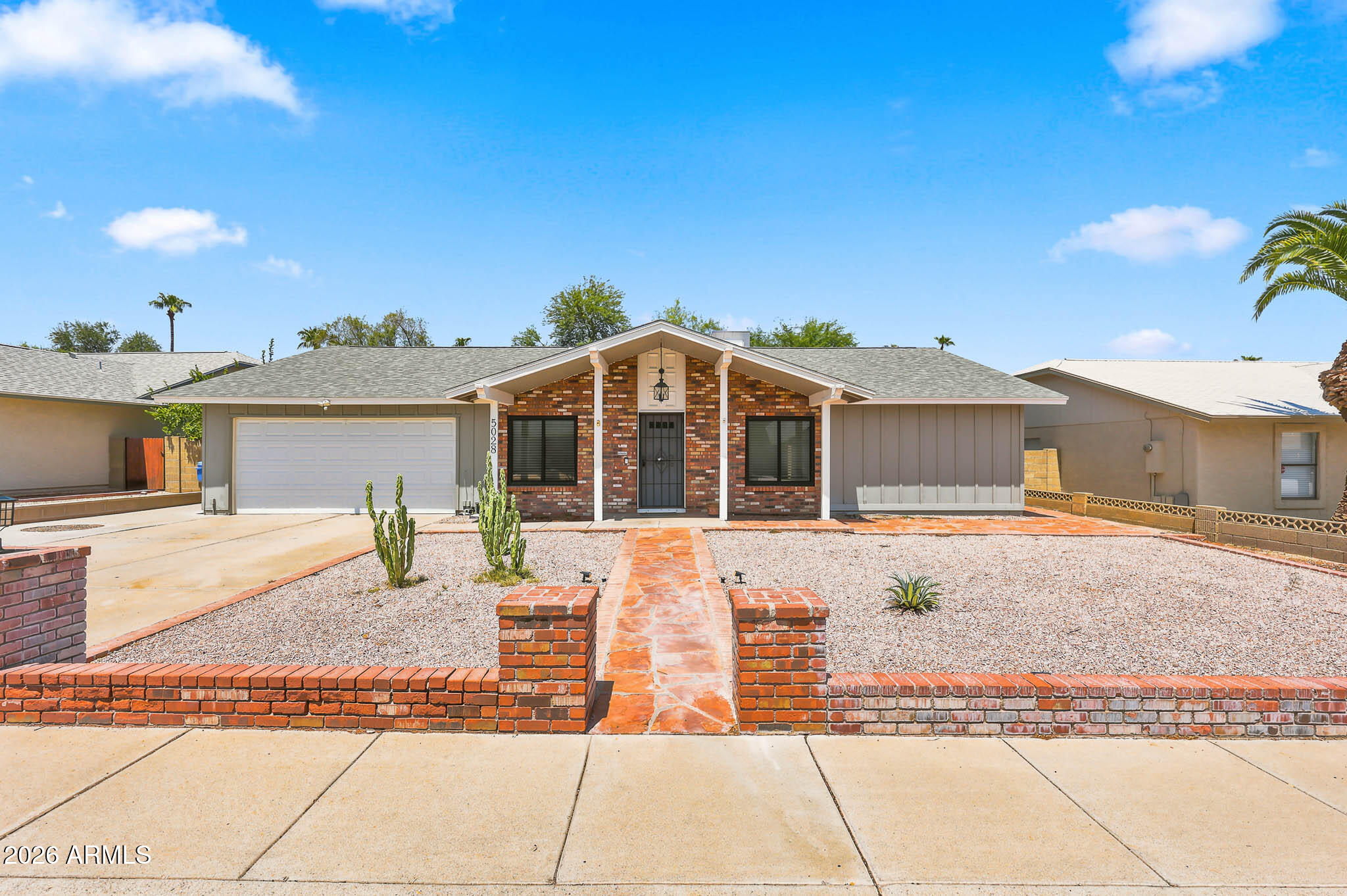 5028 E SHOMI Street, Phoenix, AZ 85044