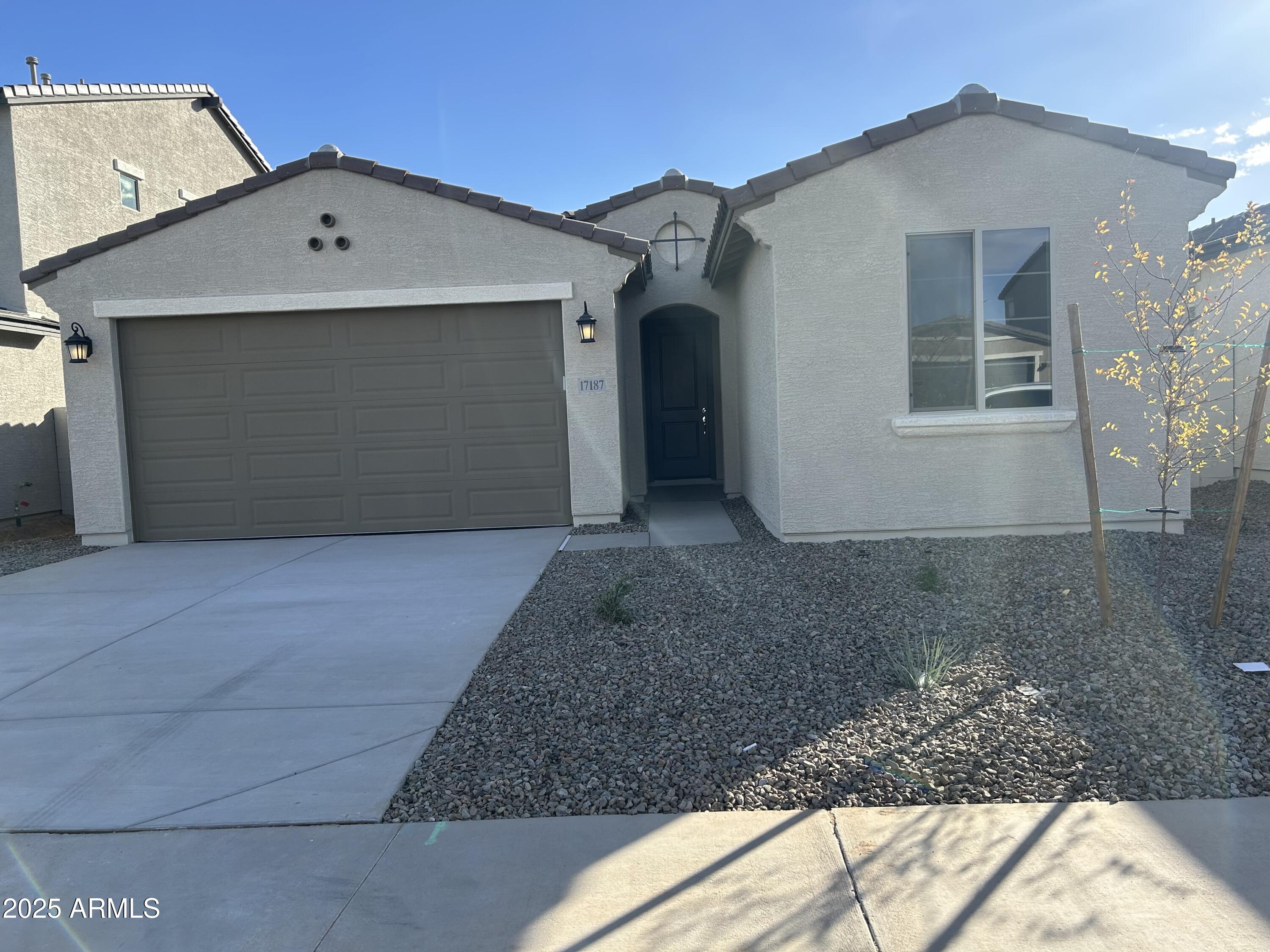 17157 W WINDROSE Drive, Surprise, AZ 85388