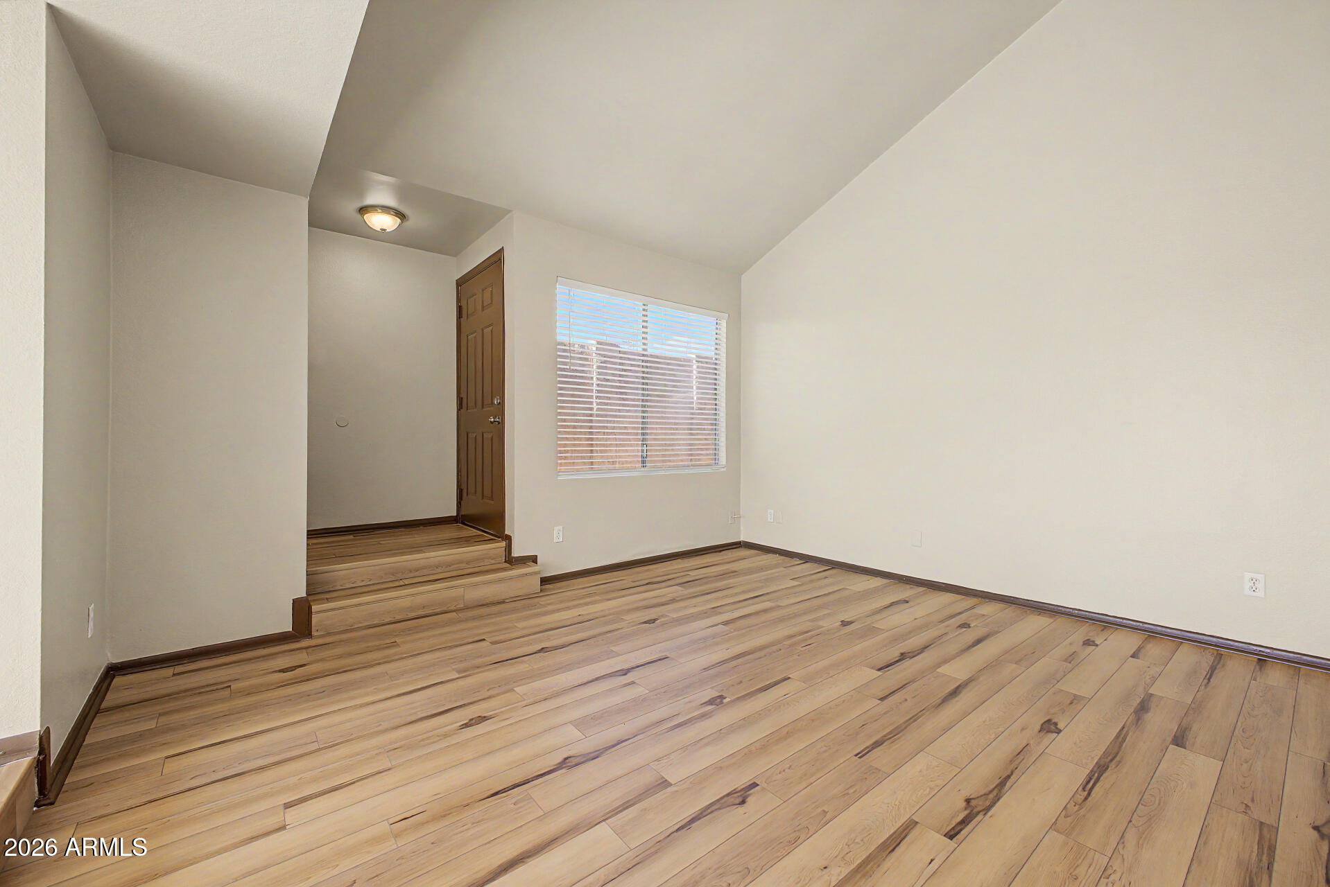 826 S CASITAS Drive B, Tempe, AZ 85281