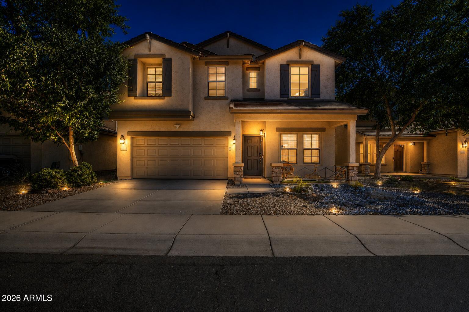 2015 W DAVIS Road, Phoenix, AZ 85023