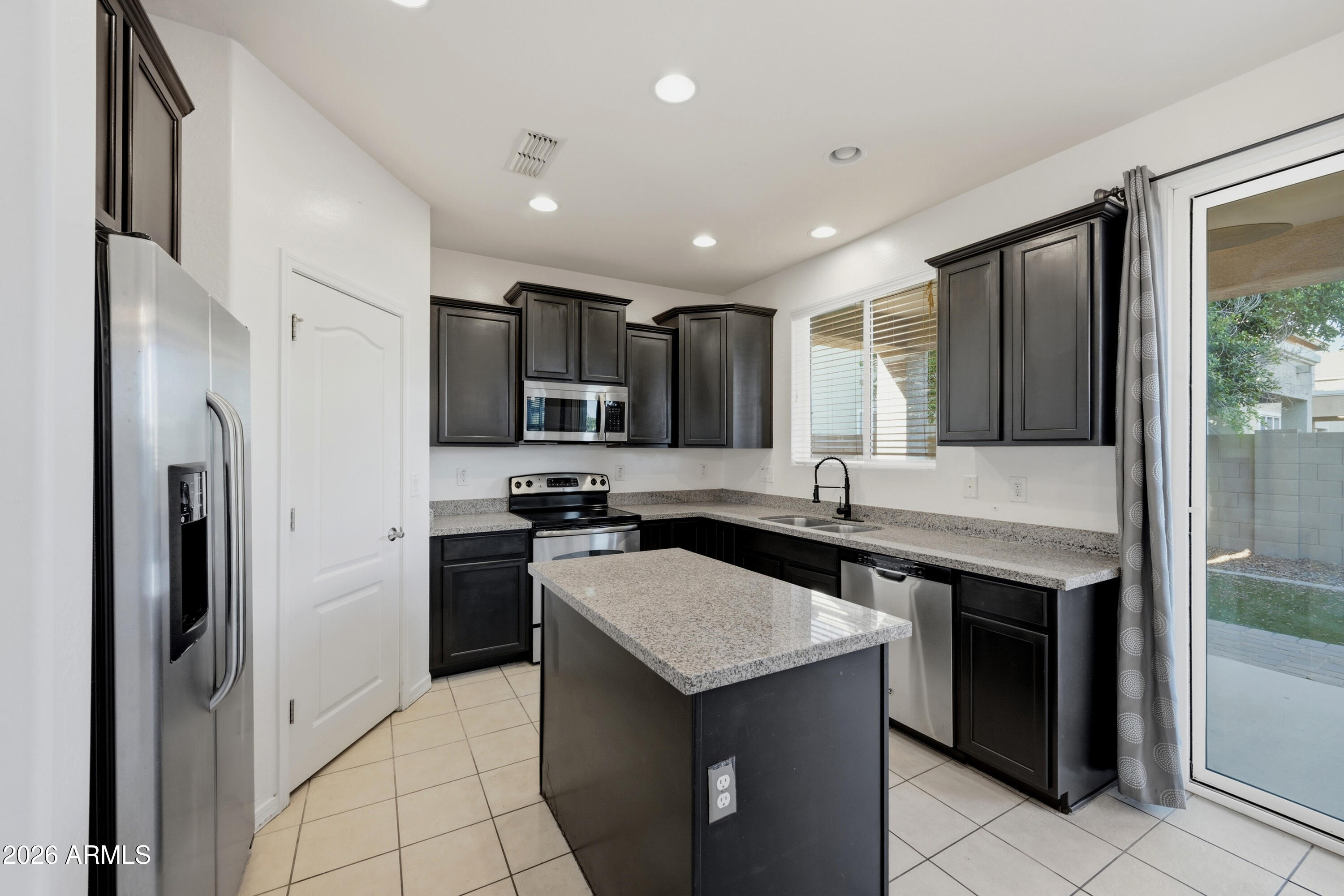 5727 S 35TH Place, Phoenix, AZ 85040