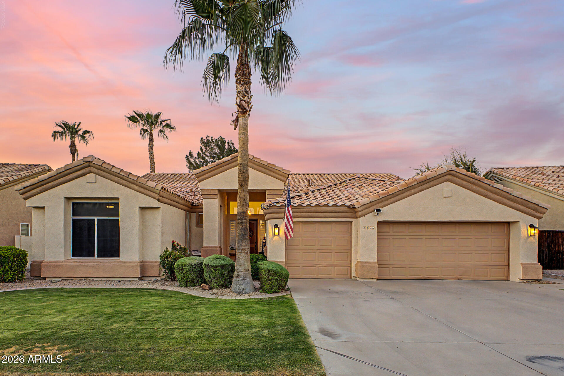 1830 W WISTERIA Drive, Chandler, AZ 85248