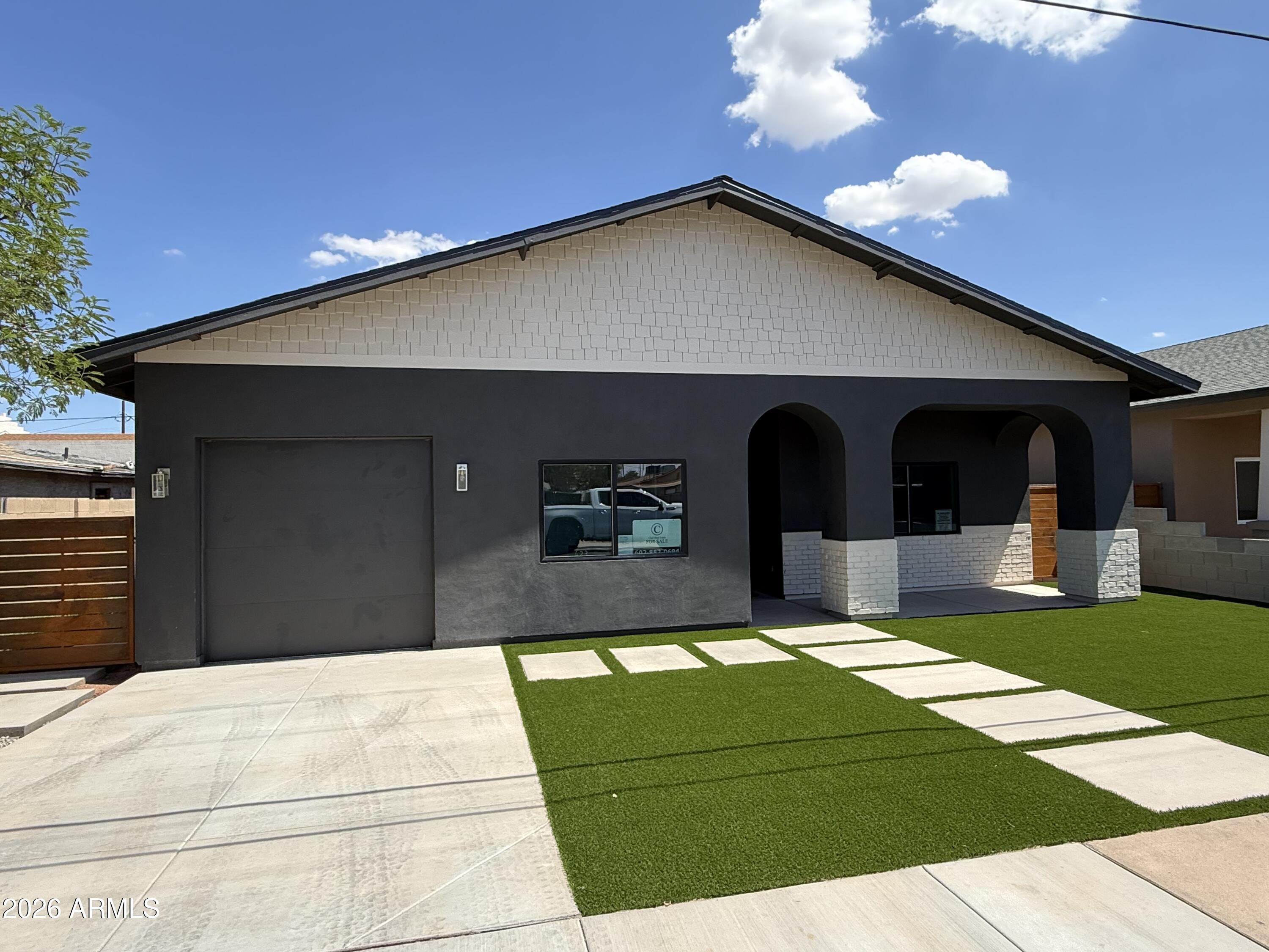 423 N PIMA, Mesa, AZ 85201