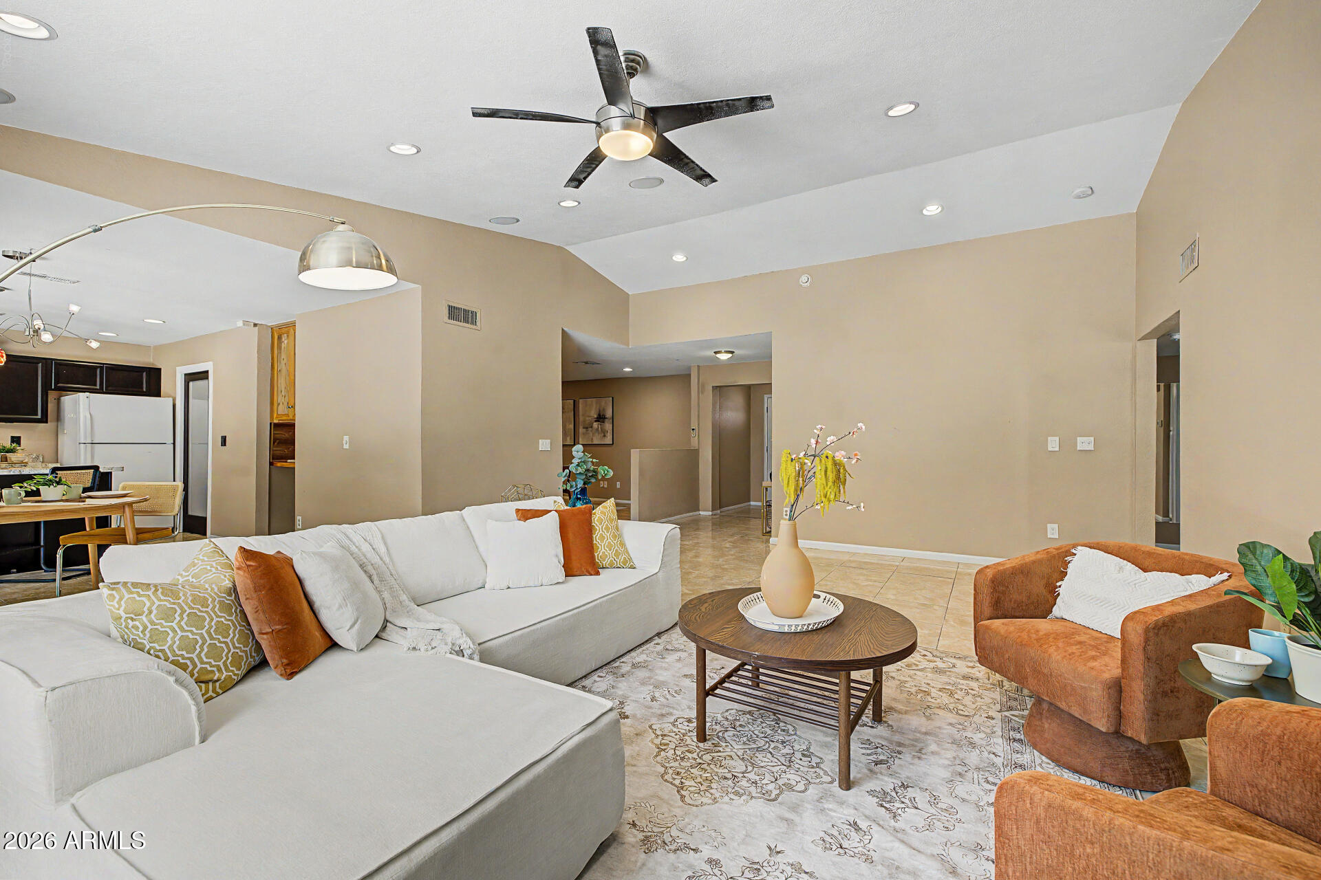 3745 W WILLOW Avenue, Phoenix, AZ 85029
