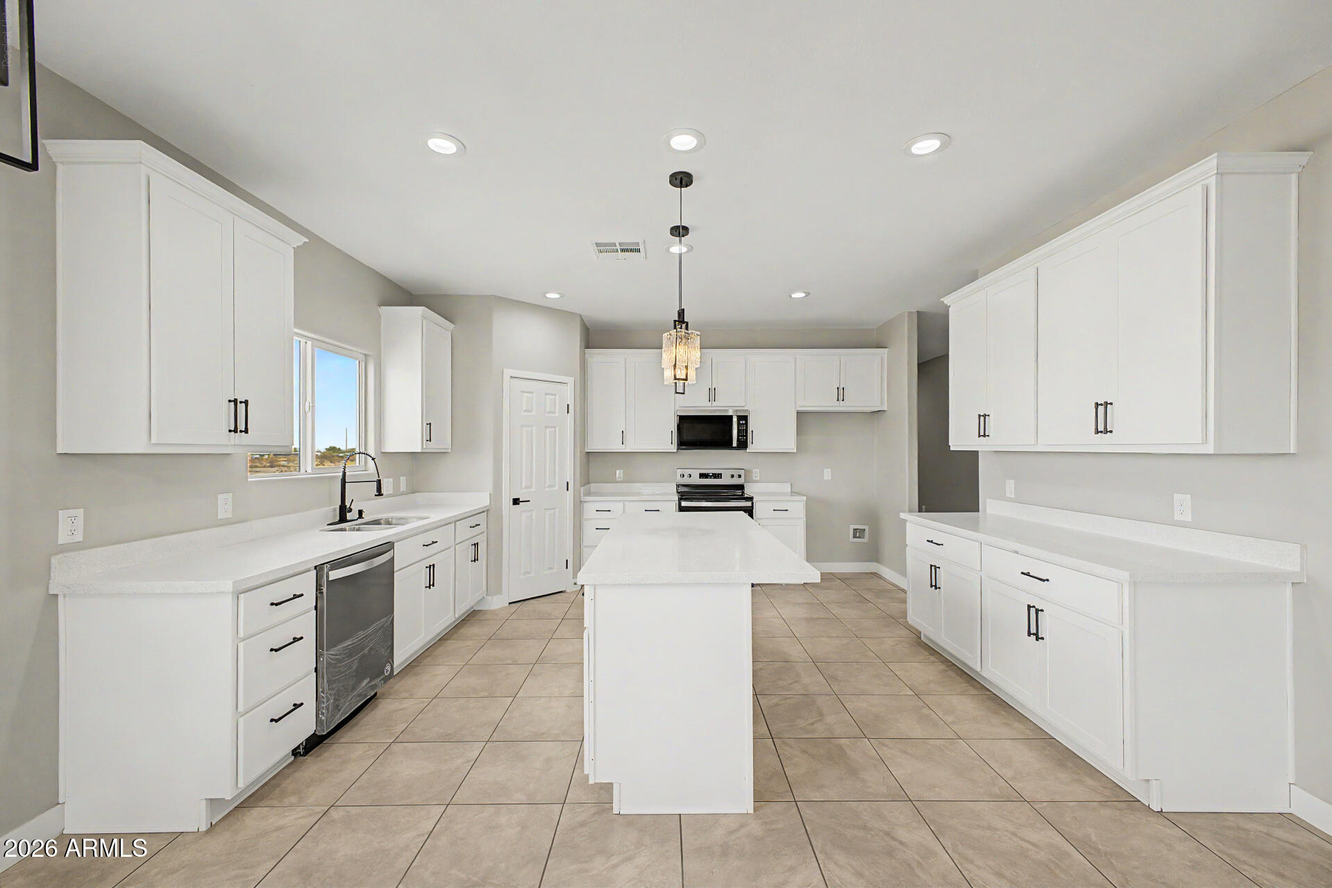 20427 W MOUNTAIN SAGE Drive, Buckeye, AZ 85326