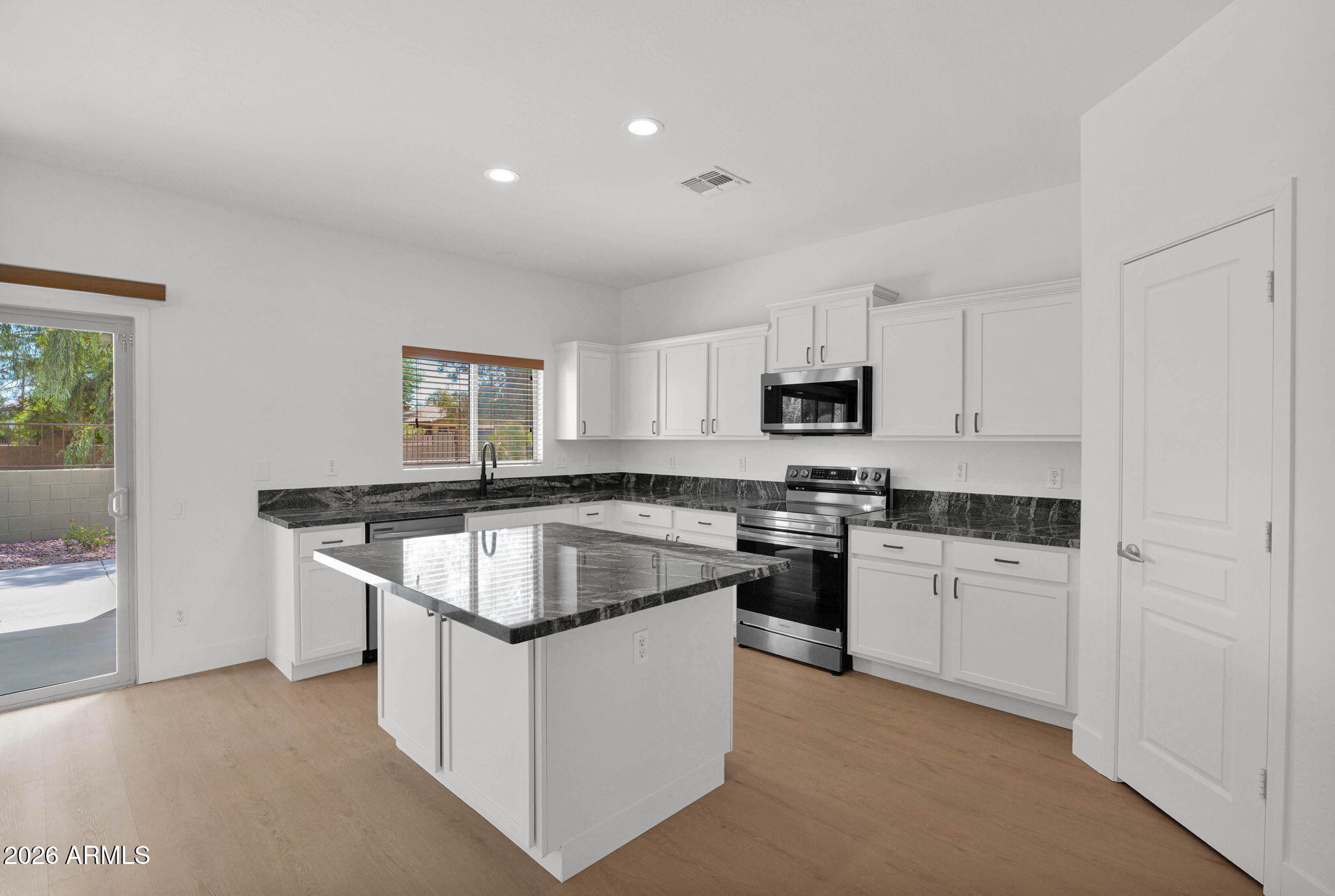 15811 N CRISTINE Lane, Surprise, AZ 85388