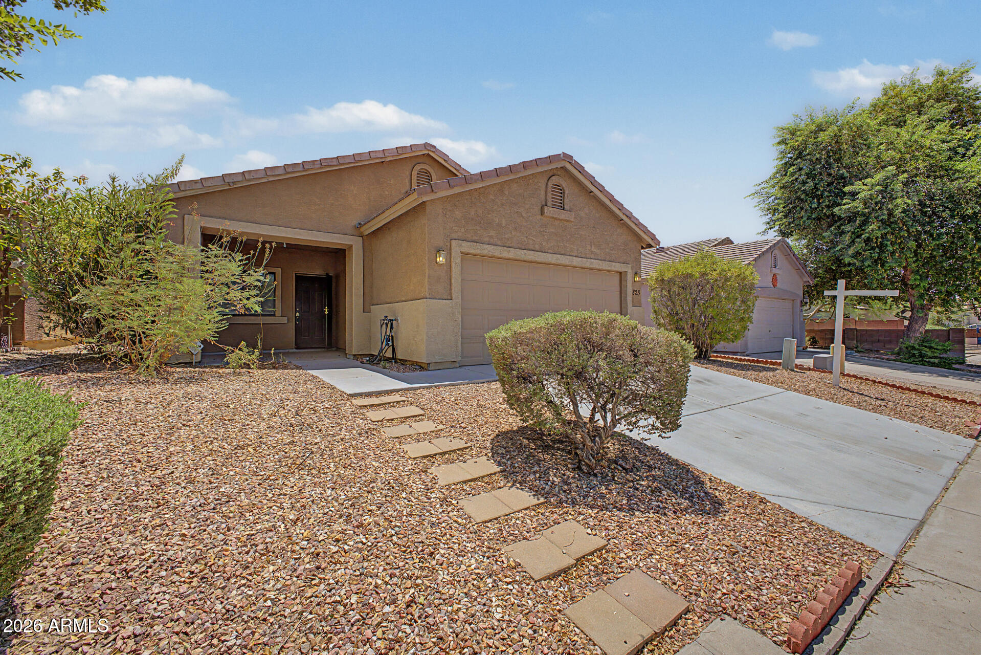 823 W LYDIA Lane, Phoenix, AZ 85041