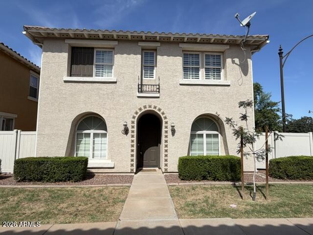 825 S Henry Lane, Gilbert, AZ 85296