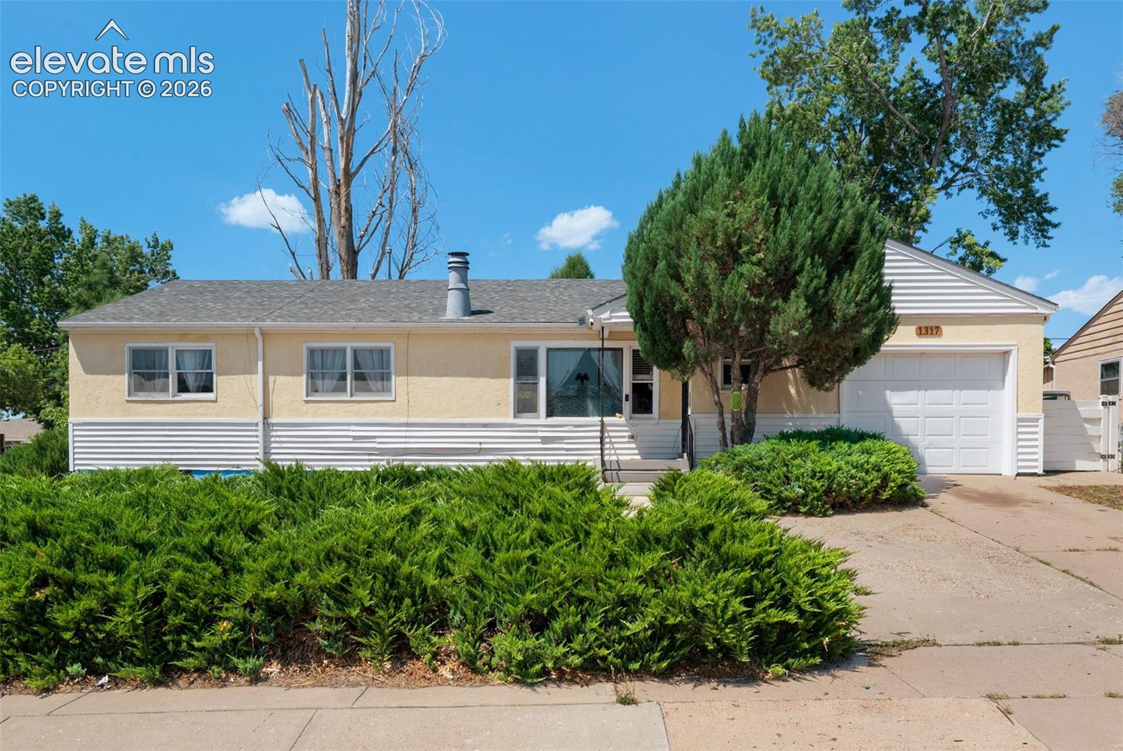 1317 Alexander Circle, Pueblo, CO, 81001 — assumable VA mortgage at 5.23%