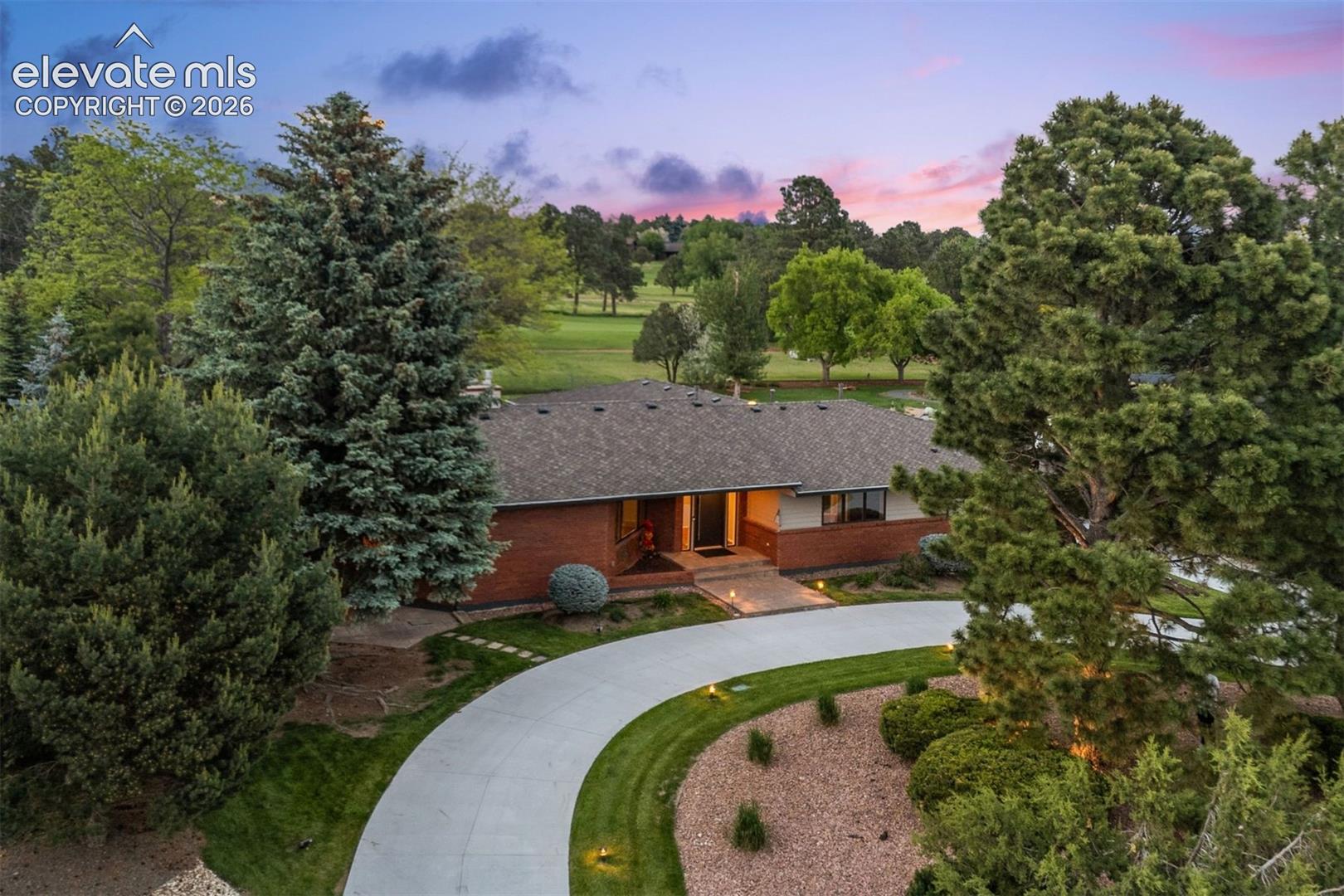 1670 Hill Circle, Colorado Springs, CO 80904