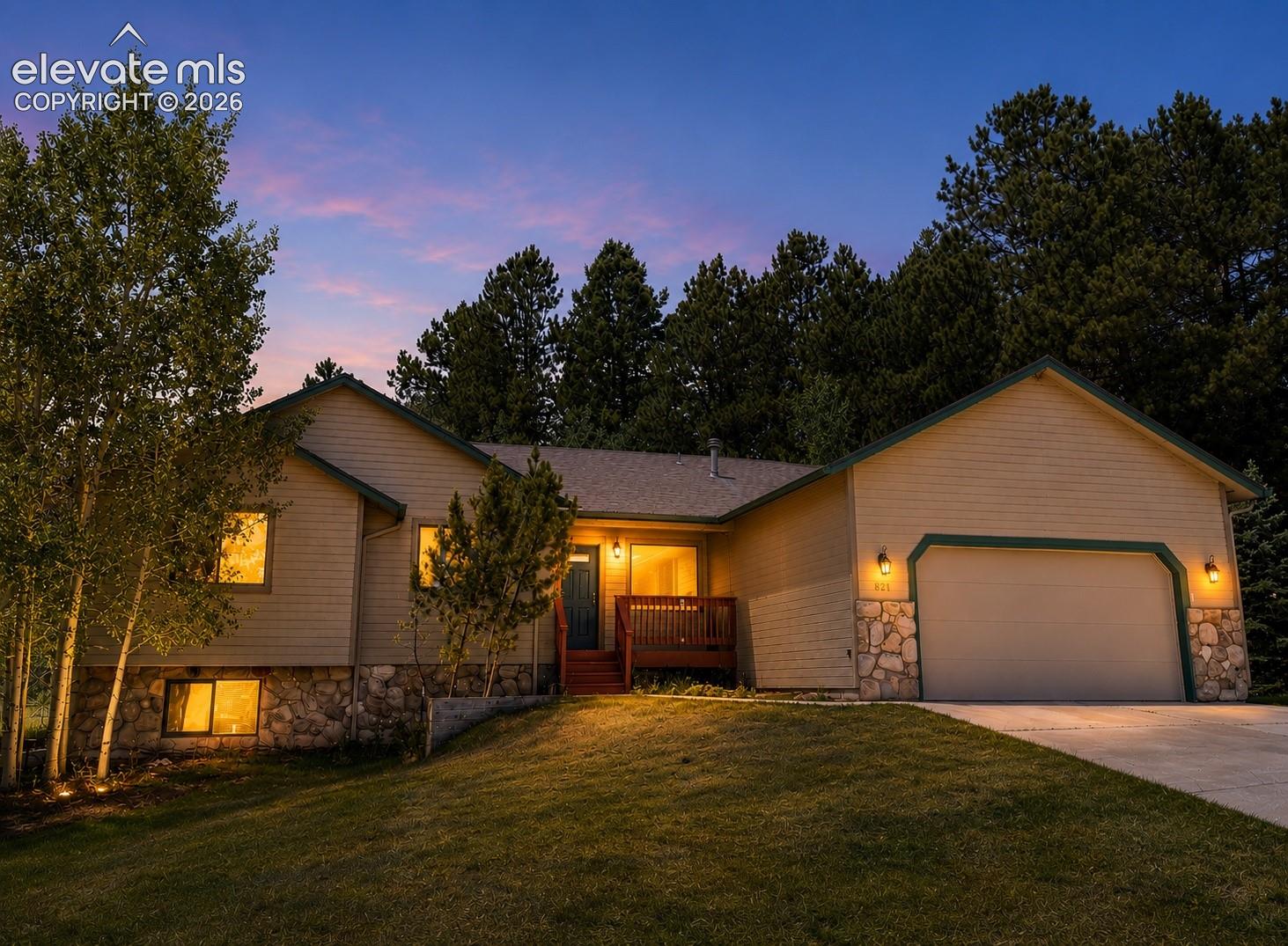 821 Red Eagle Court, Woodland Park, CO 80863
