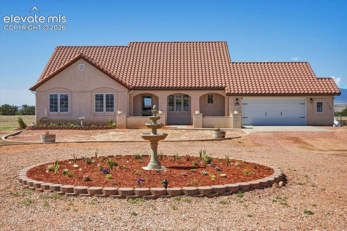 116 Top Notch Trail, Penrose, CO 81240