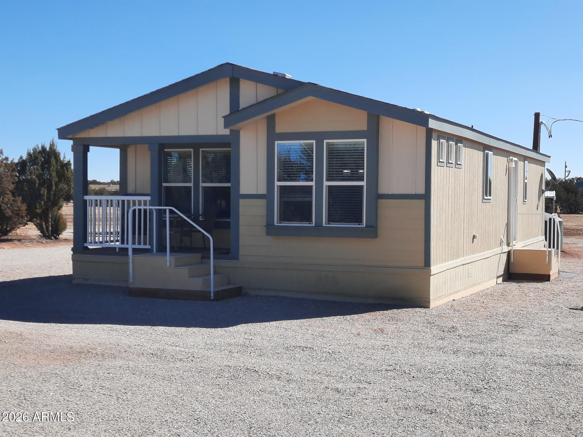 53845 N CEDAR Drive, Seligman, AZ 86337