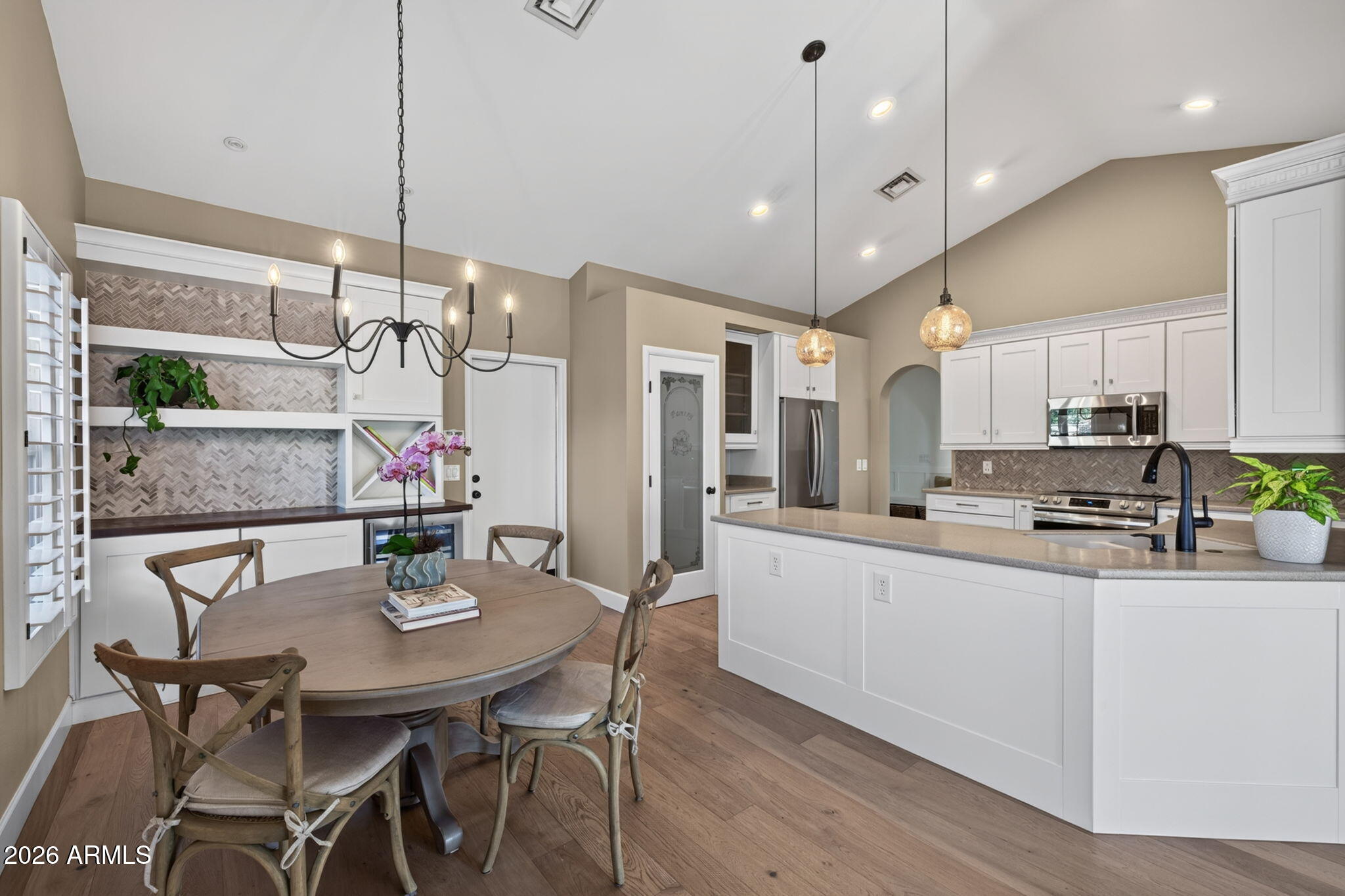4602 E KACHINA Trail, Phoenix, AZ 85044