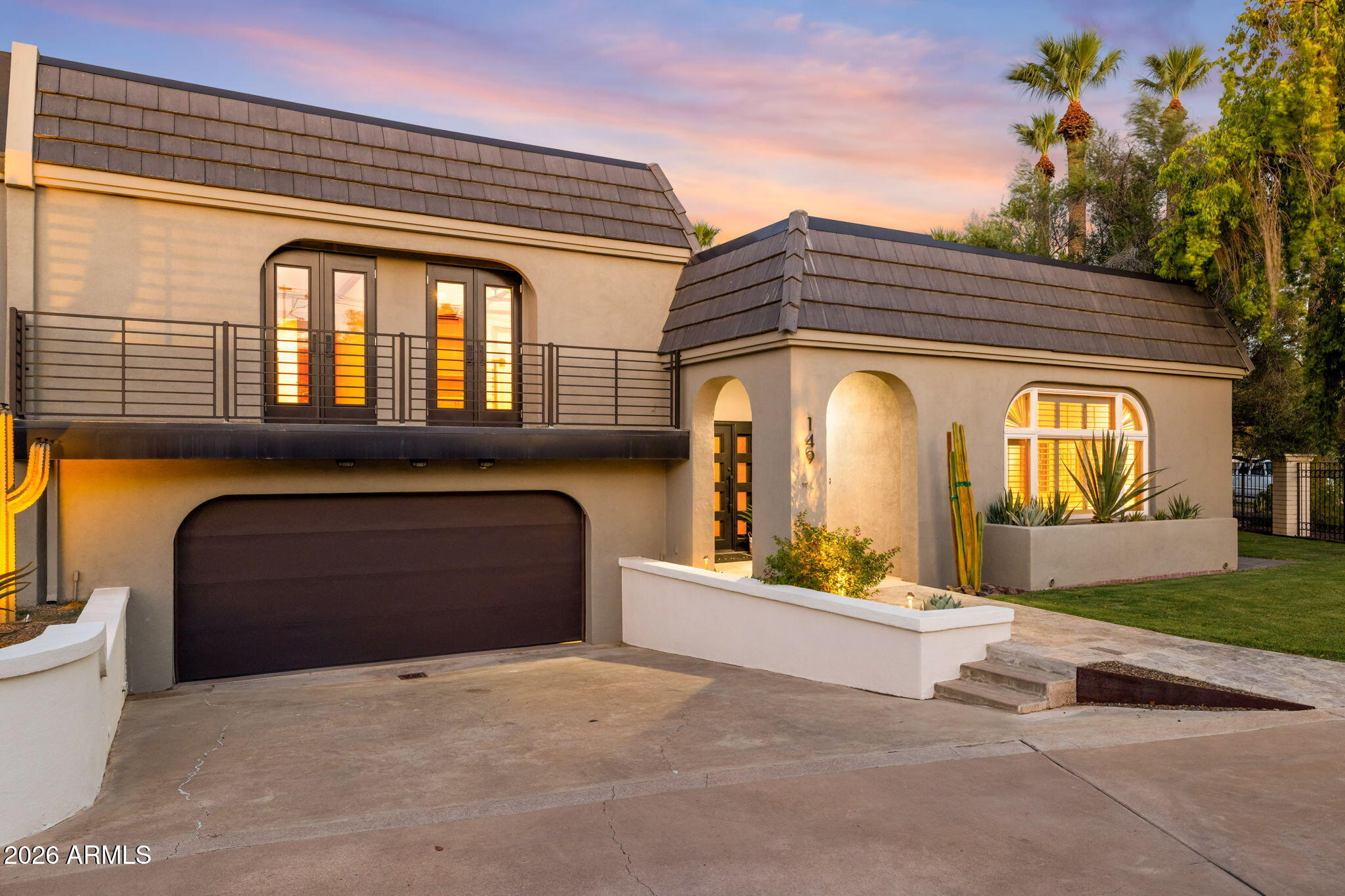 149 N COUNTRY CLUB Drive, Phoenix, AZ 85014