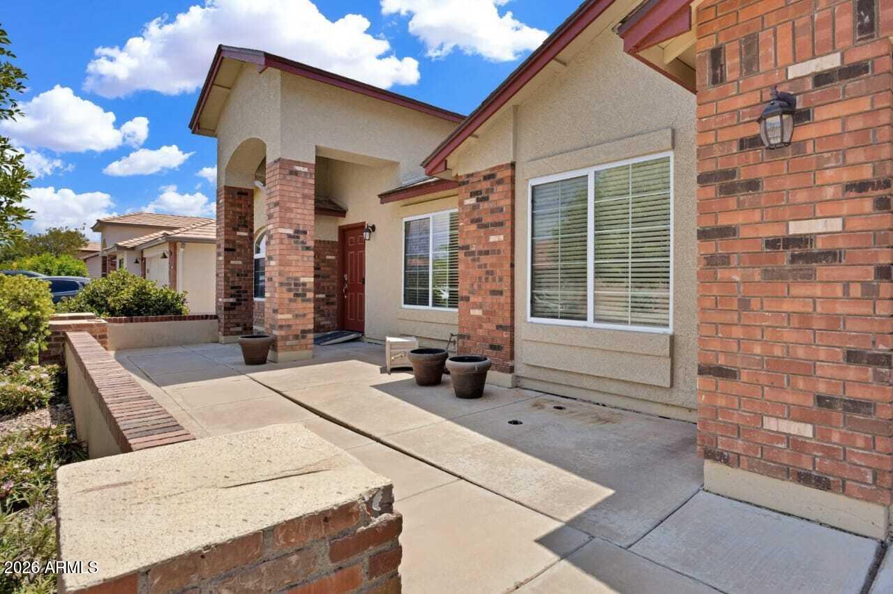 3889 E MEADOW LAND Drive, San Tan Valley, AZ 85140