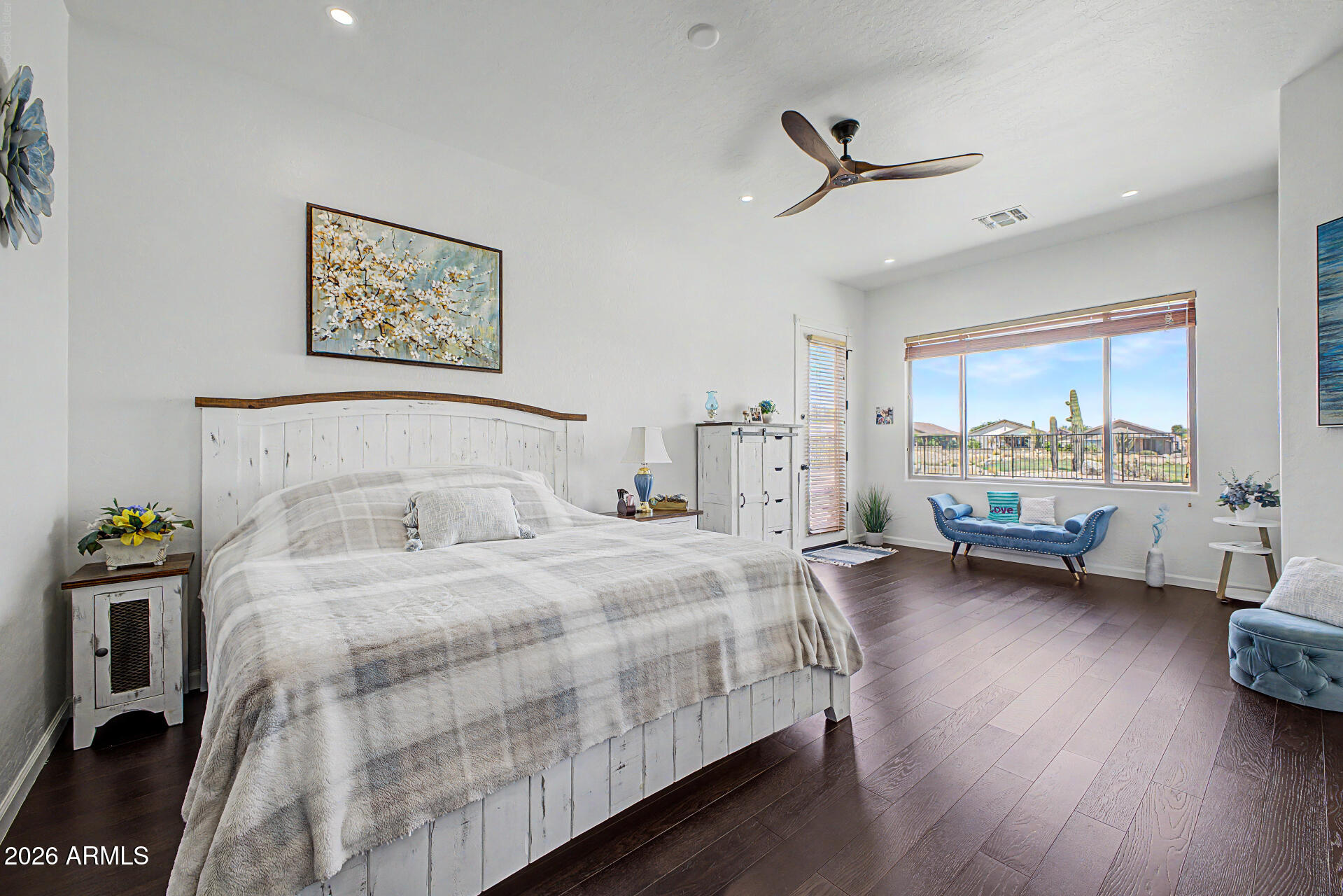 364 W STIRRUP Lane, San Tan Valley, AZ 85143