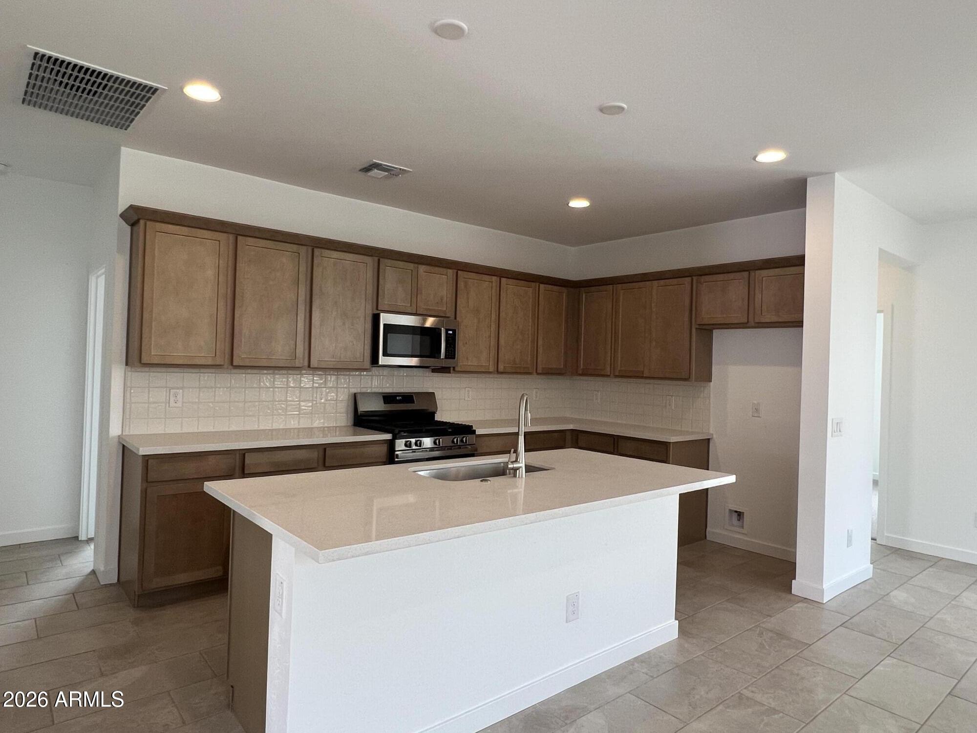 46885 W Crescent Moon Drive, Maricopa, AZ 85139