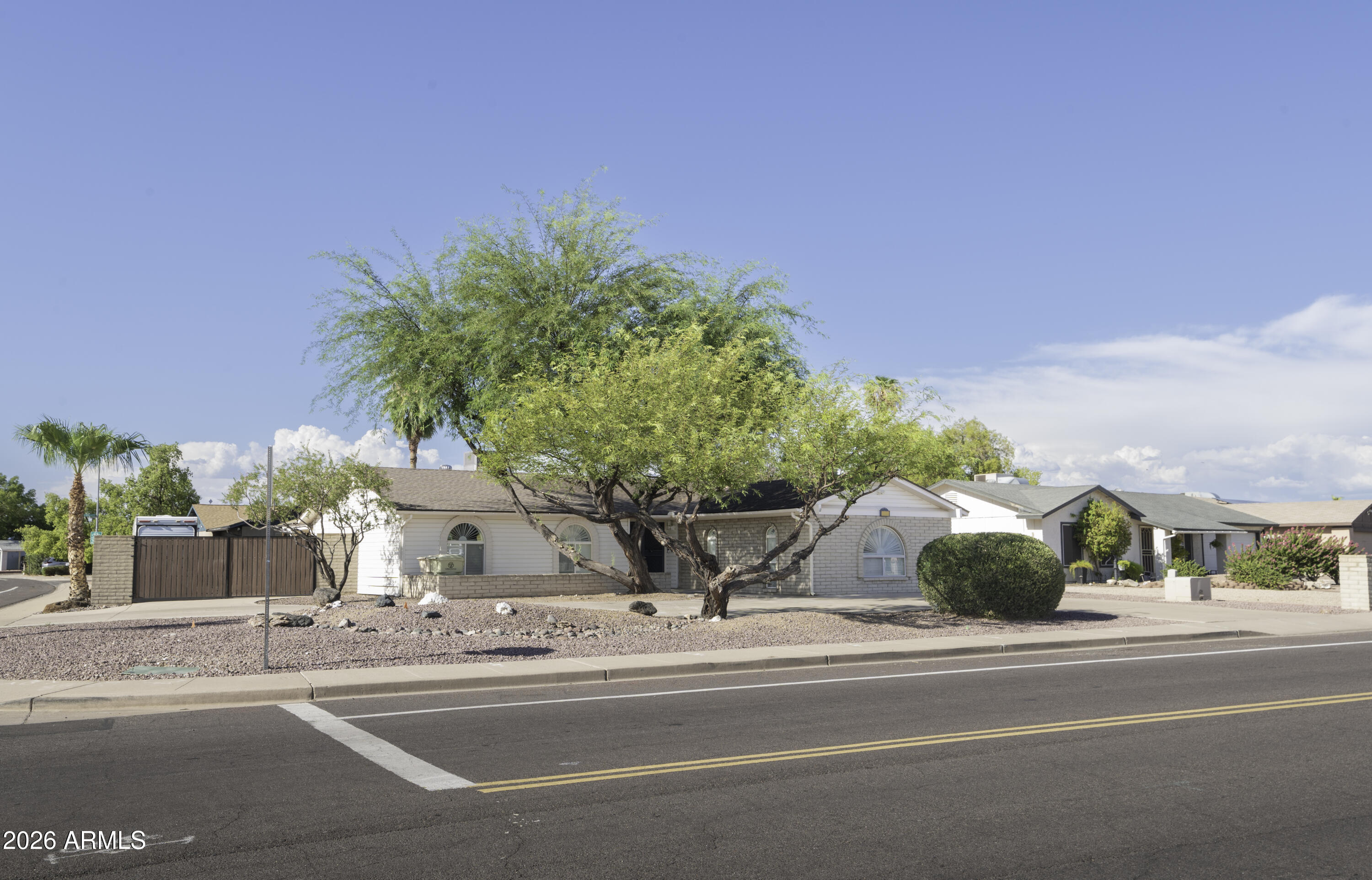 5622 W GROVERS Avenue, Glendale, AZ 85308