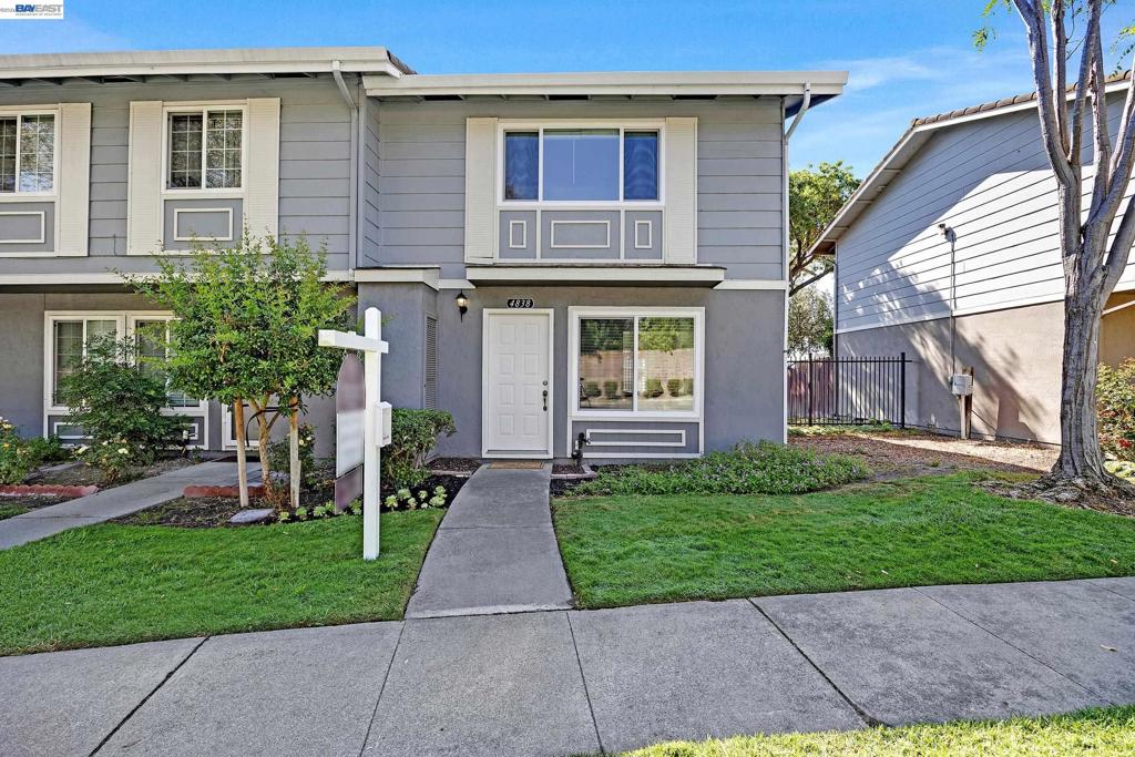 4838 Saginaw Circle