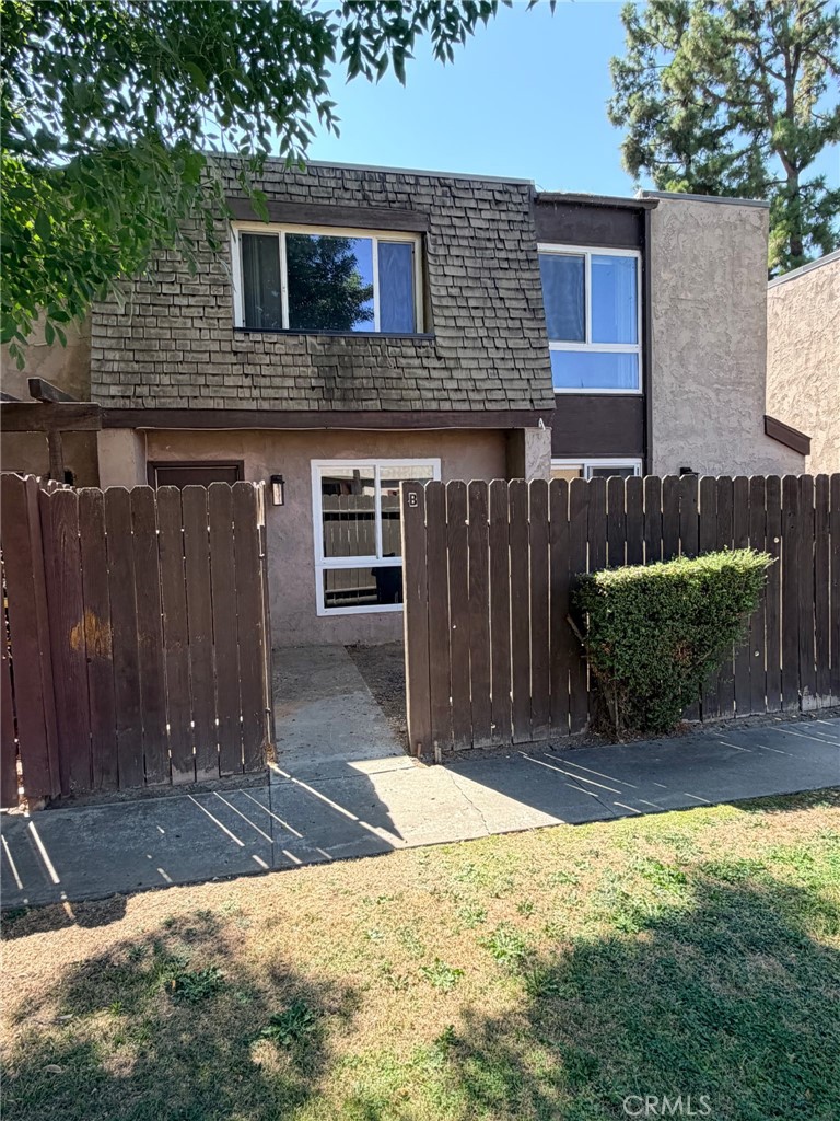 2200 Cedro Court B