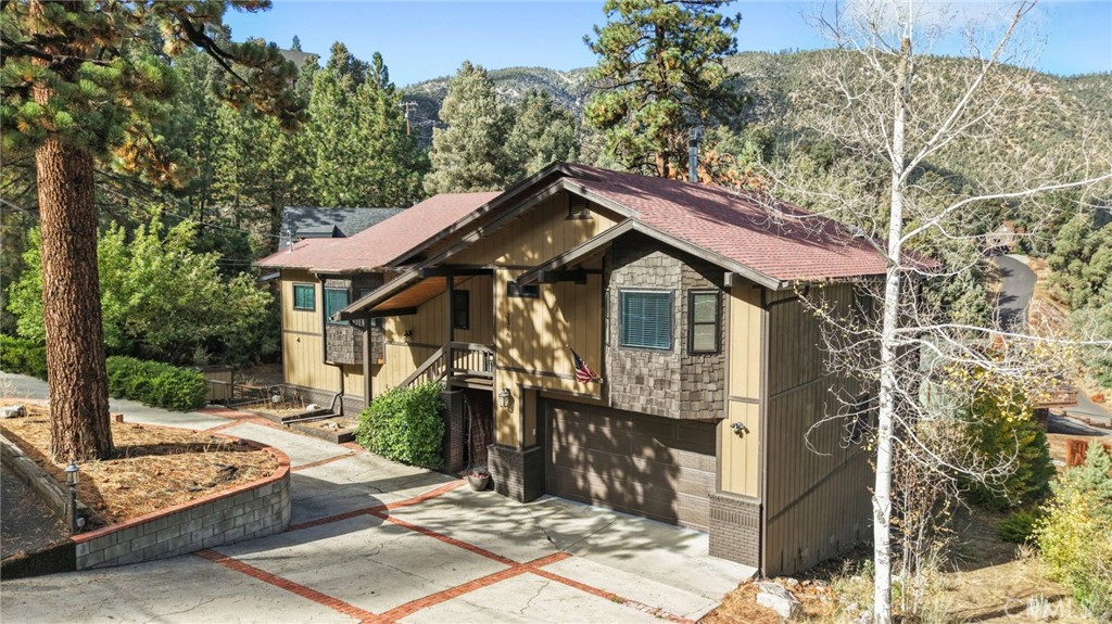 2316 Cedarwood Drive
