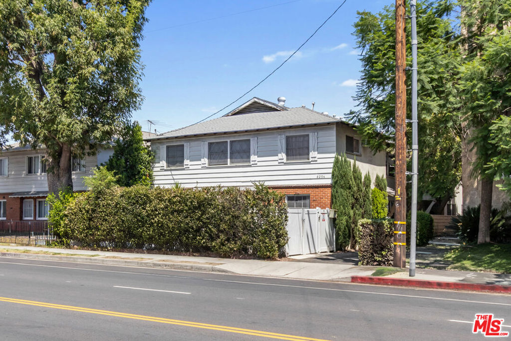 6254 Whitsett