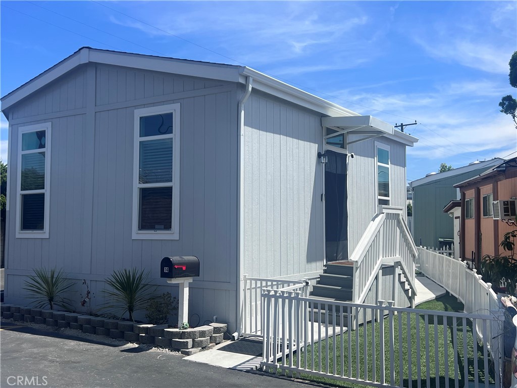 2767 W 1st Street 14