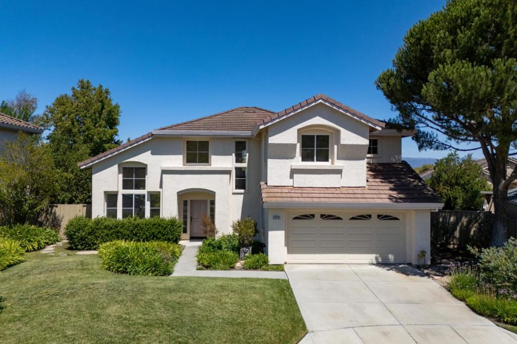19243 Dovewood Court