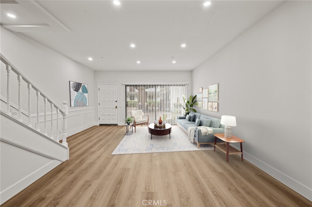 17200 NEWHOPE 31
