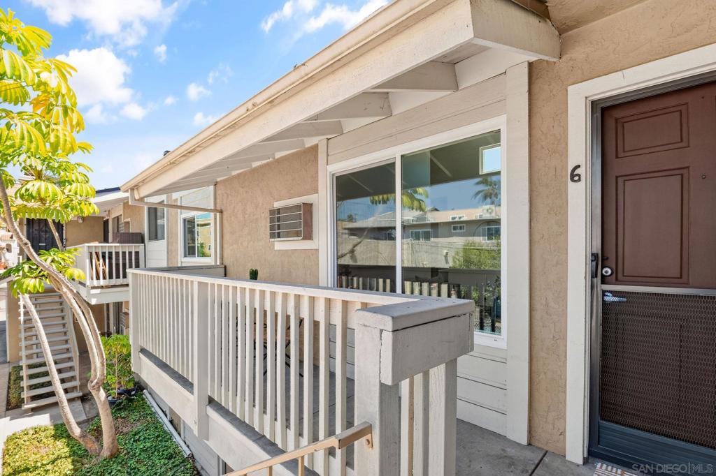 4412 Arizona St 6