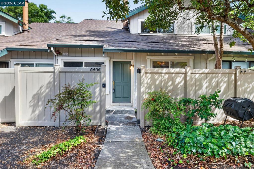 6466 Meadow Pines Avenue