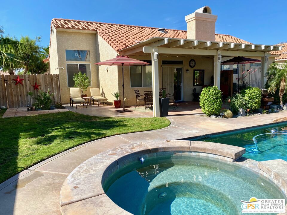 68372 Pasada Road