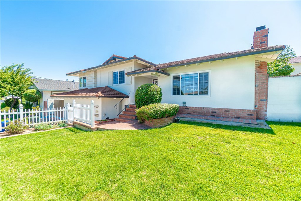 2370 W 239th