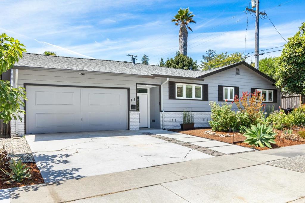 111 Woodside Avenue