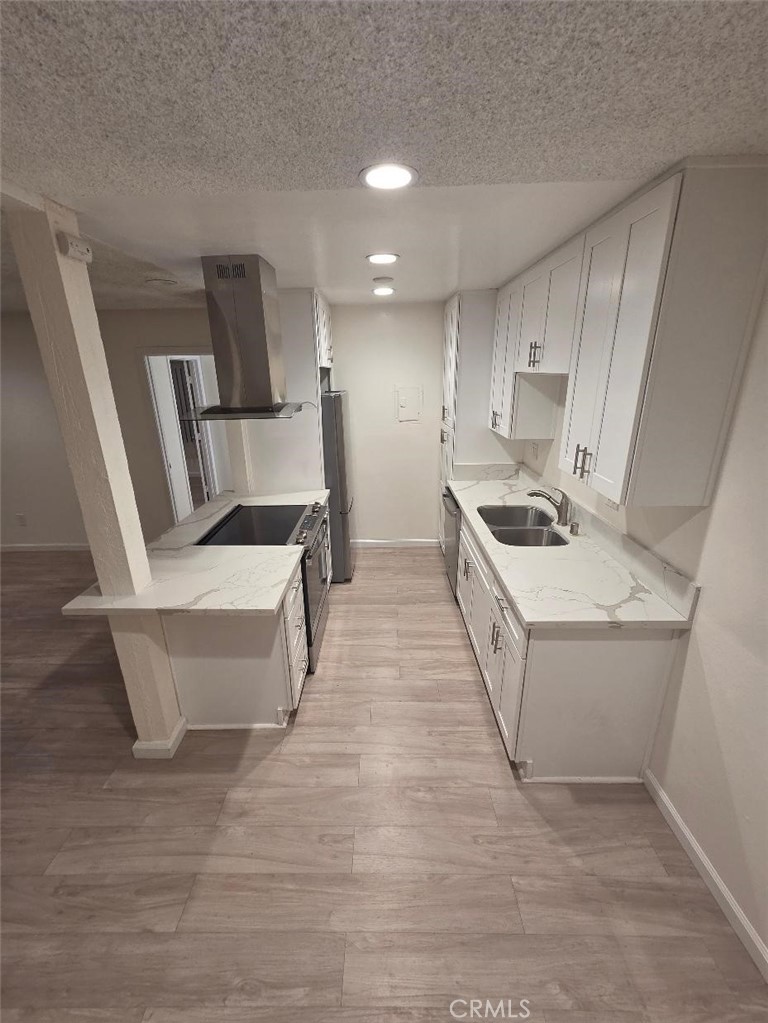 1040 W Macarthur Boulevard 41